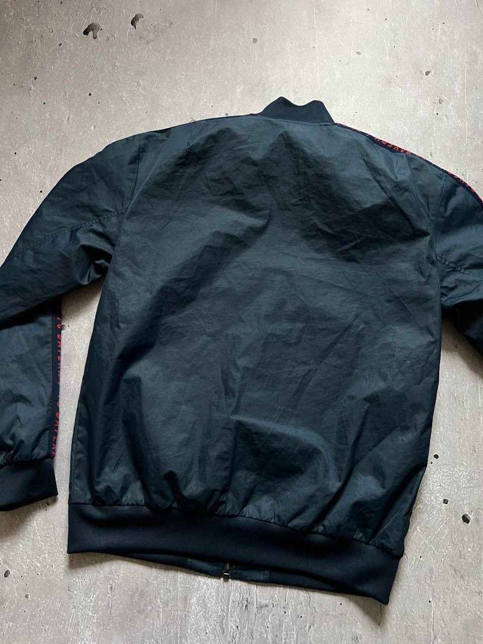 Adidas Bayern Munich Anthem Jacket / Bomber Jacket Adidas Size S Size US S / EU 44-46 / 1 - 11 Thumbnail