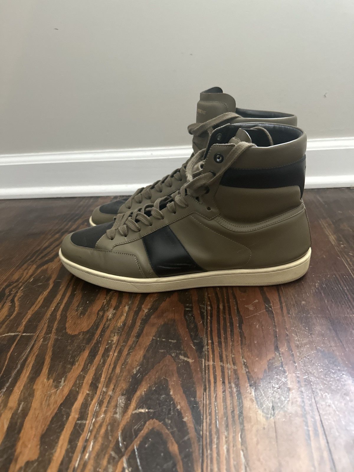 Yves Saint Laurent Olive green YSL sneakers Size US 11 / EU 44 - 4 Thumbnail