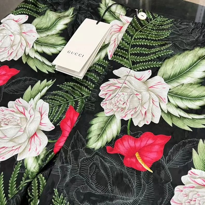 Gucci Hawaiian beach shorts 2503-Nextarrow Size US 32 / EU 48 - 2 Thumbnail