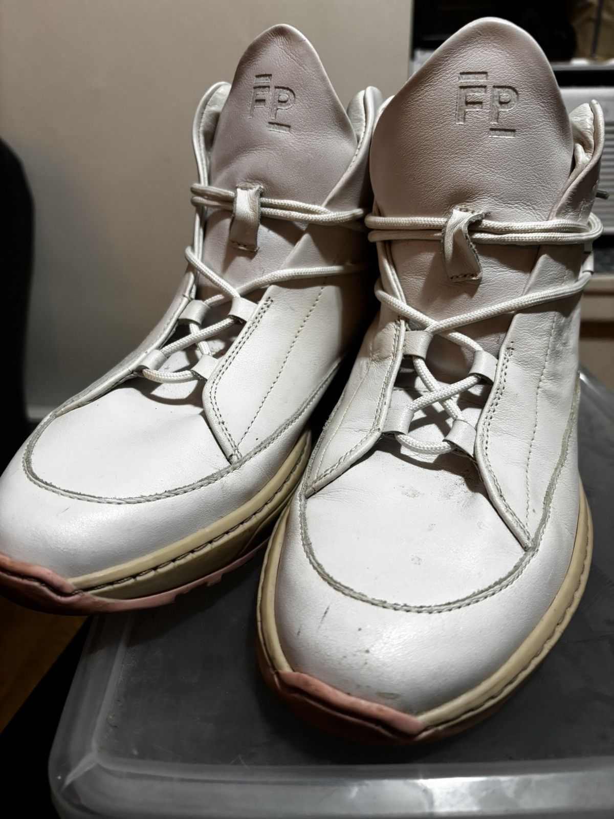 Filling Pieces Be Taller! RARE VINTAGE med-top BABY PINK SOLES! Size US 9 / IT 39 - 7 Thumbnail