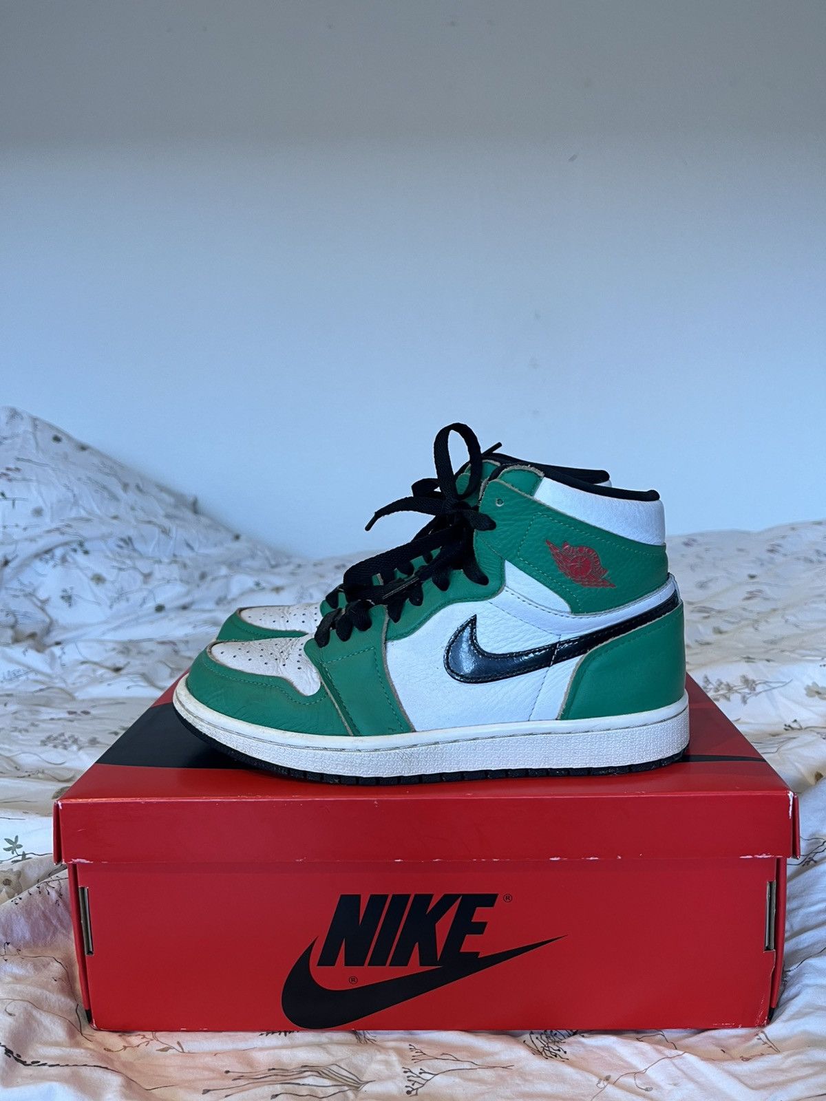 Nike Jordan 1 high lucky green🍀 Size US 7.5 / IT 37.5 - 2 Thumbnail