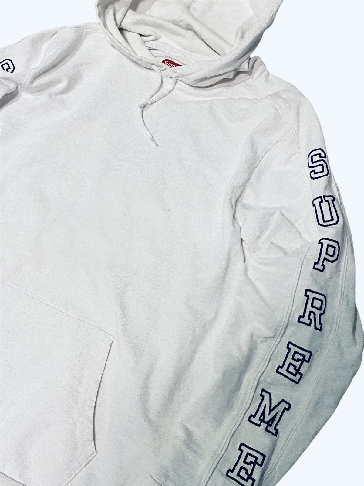 Supreme White Classic Hoodie Supreme New York Size US L / EU 52-54 / 3 - 2 Thumbnail