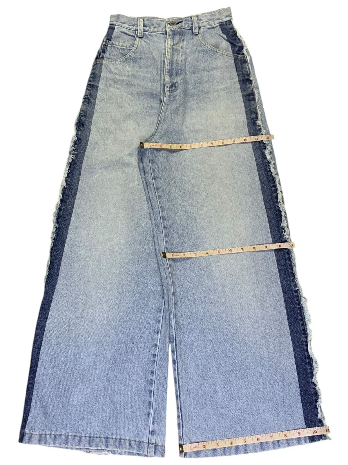 Japanese Brand Vintage Japanese Brand Light Wash Distress Wide Leg Jeans Size 25" / US 0 / IT 36 - 14 Thumbnail