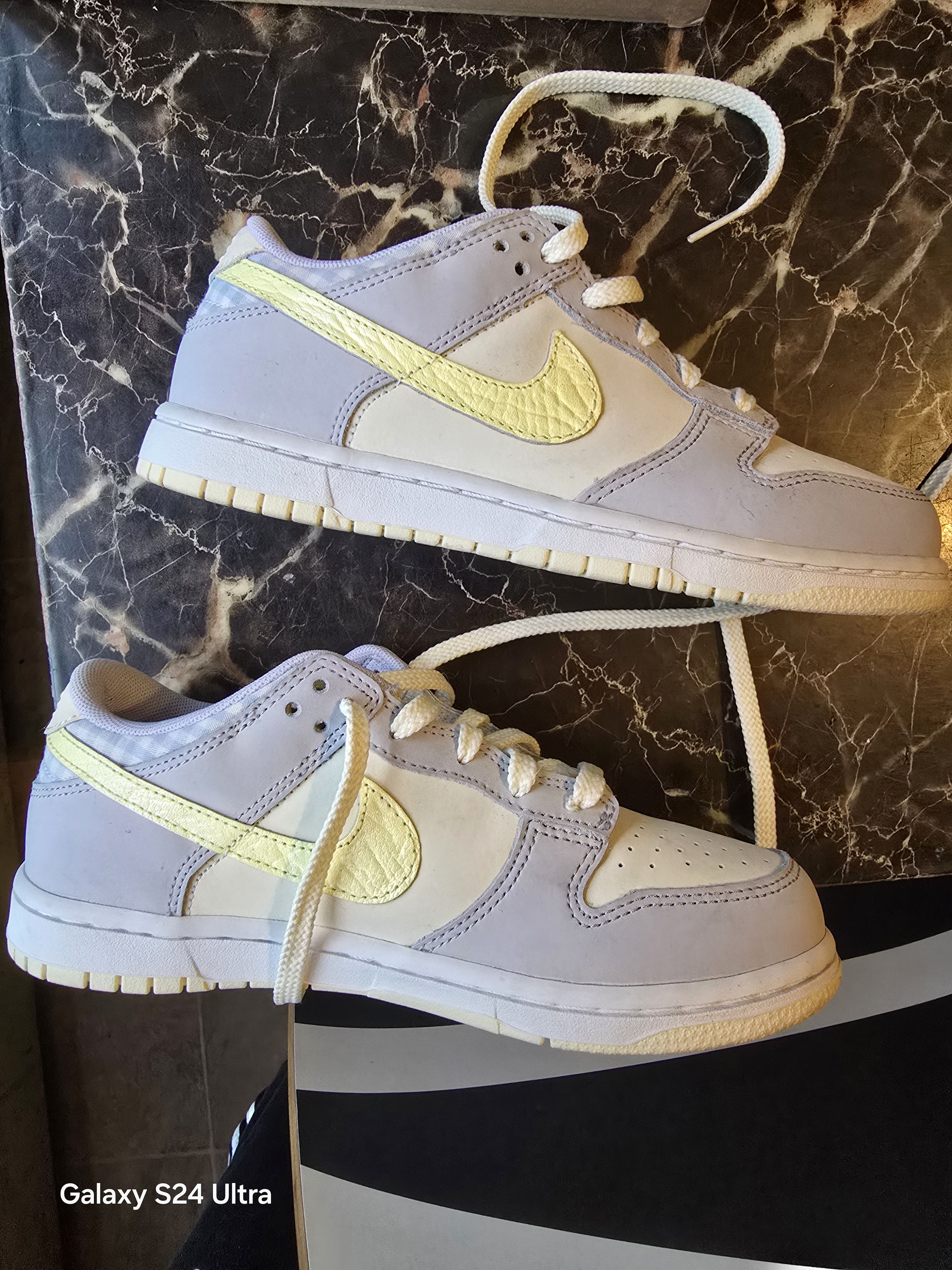 Nike Kids Dunk easter low, read description Size US 5 / EU 37 - 2 Thumbnail