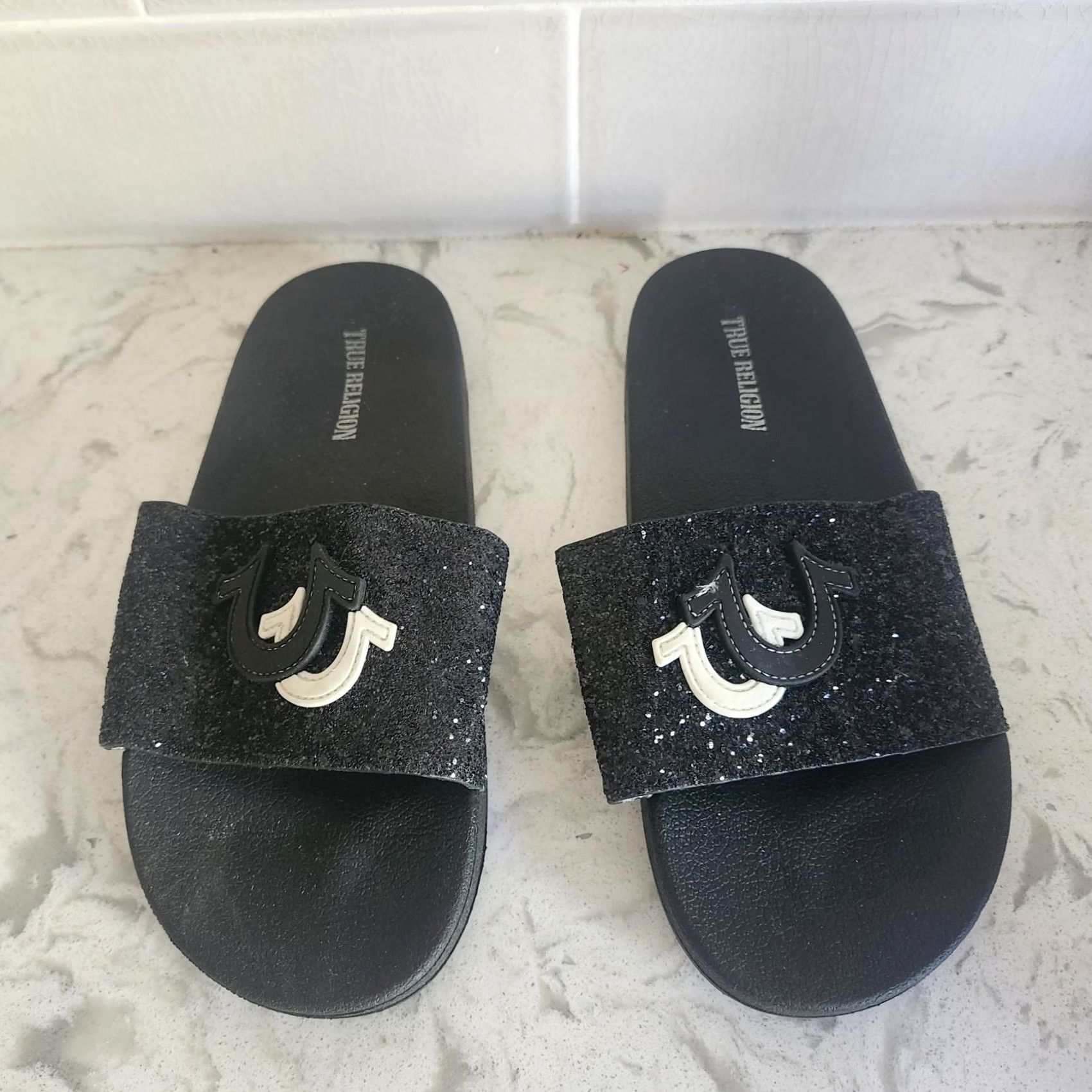 True Religion True Religion Slides Mens 11 Black Glitter Logo Sandals Size ONE SIZE - 3 Thumbnail