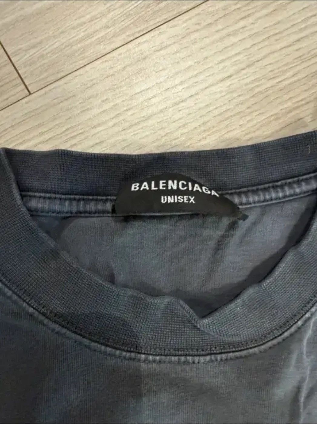 Balenciaga Balenciaga Authentic Paris Short Sleeve T Shirt Size US S / EU 44-46 / 1 - 3 Thumbnail