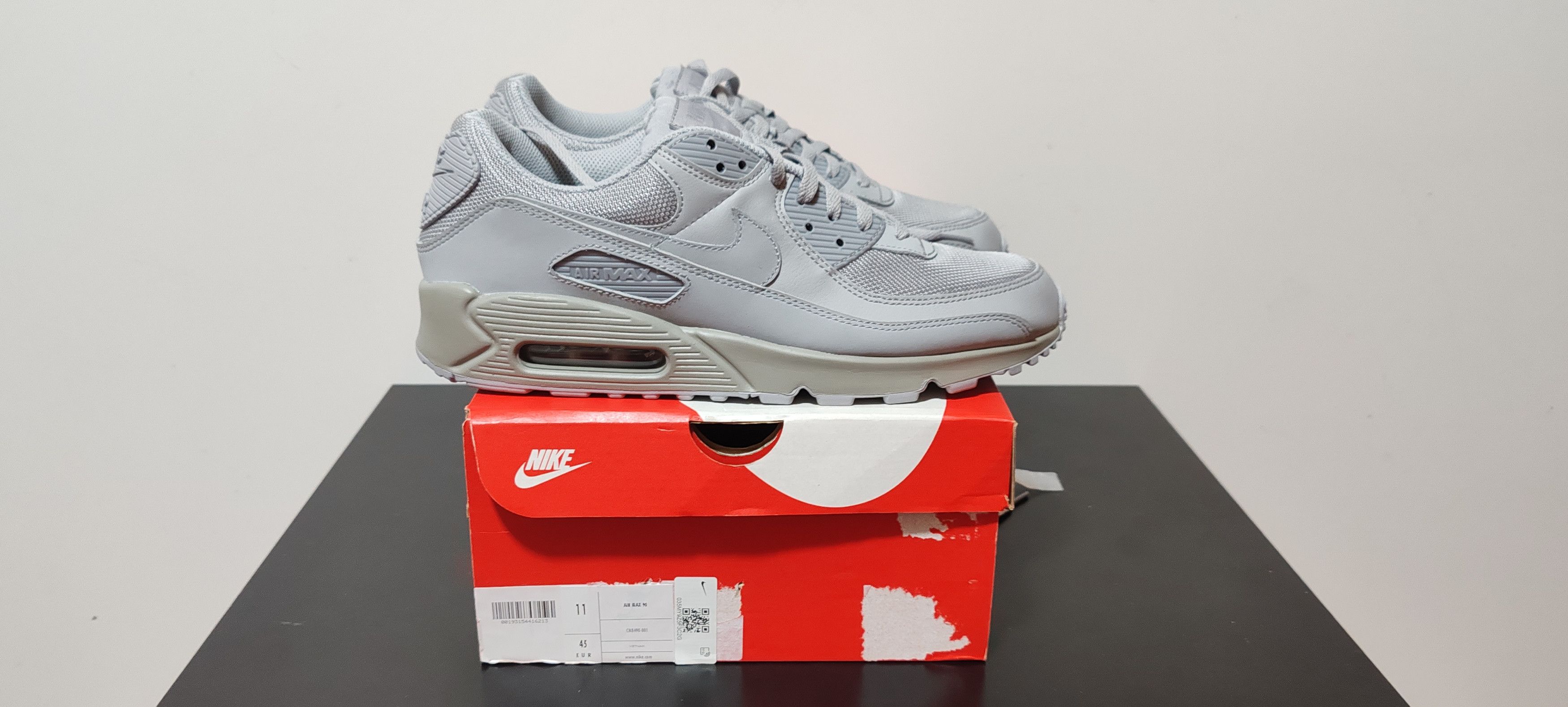 Nike AIR MAX 90 Size US 12 / EU 45 - 10 Thumbnail