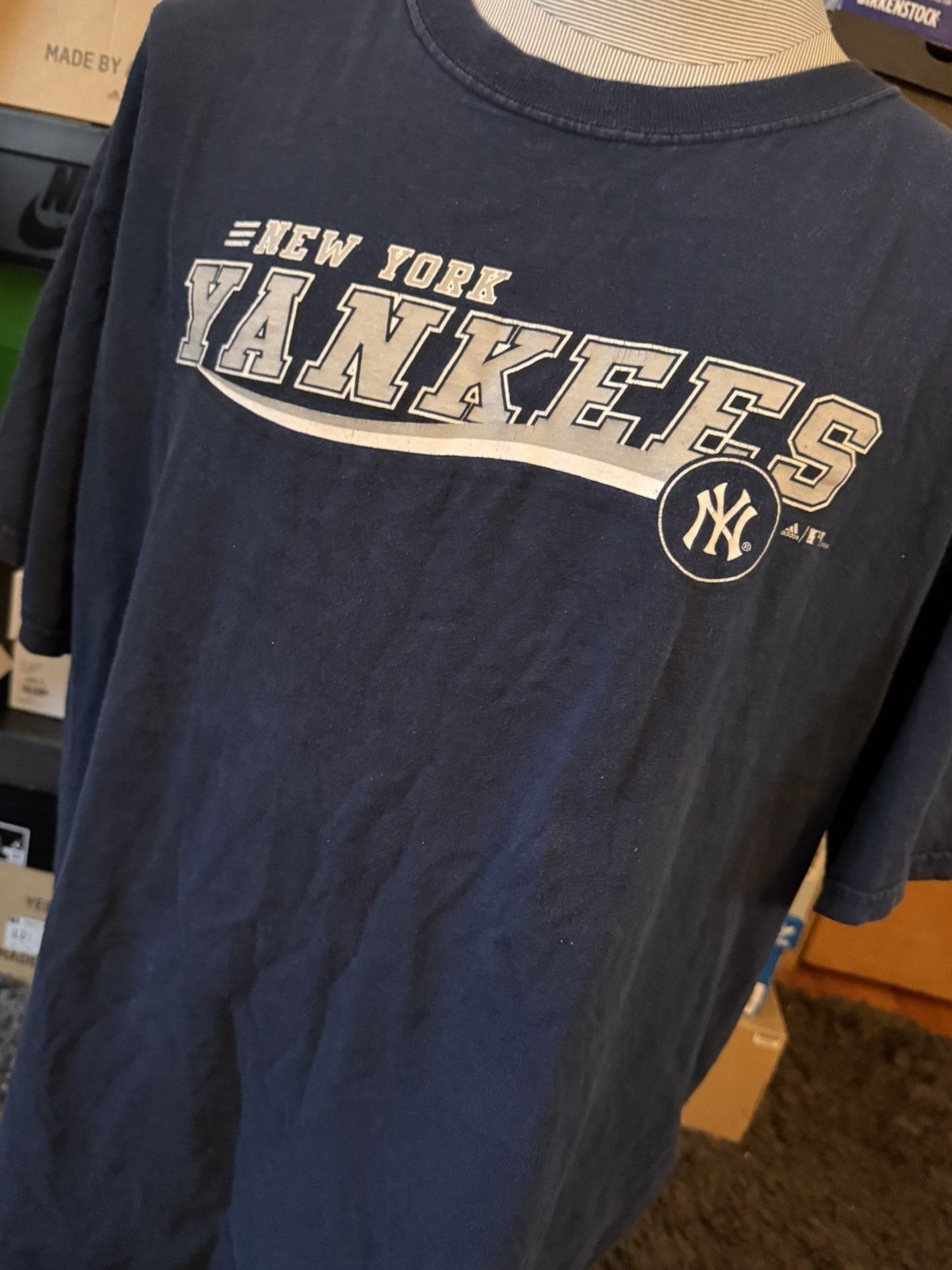 New York Yankees Thrifted Vintage Adidas New York Yankees Tee Size US L / EU 52-54 / 3 - 2 Thumbnail