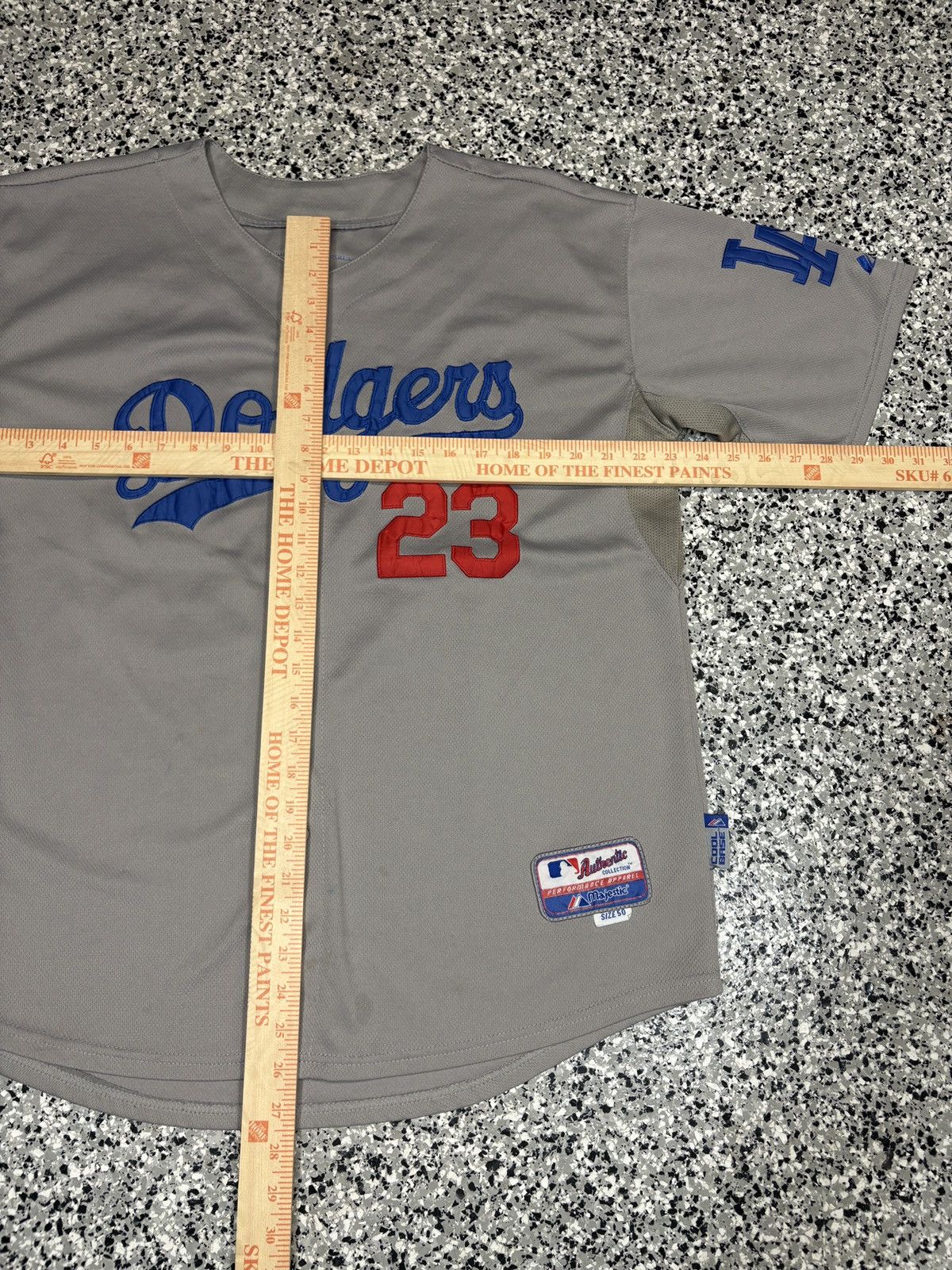 MLB Vintage Majestic L.A. Dodgers GONZALEZ #23 Jersey Sz. L 0580 Size US L / EU 52-54 / 3 - 6 Thumbnail