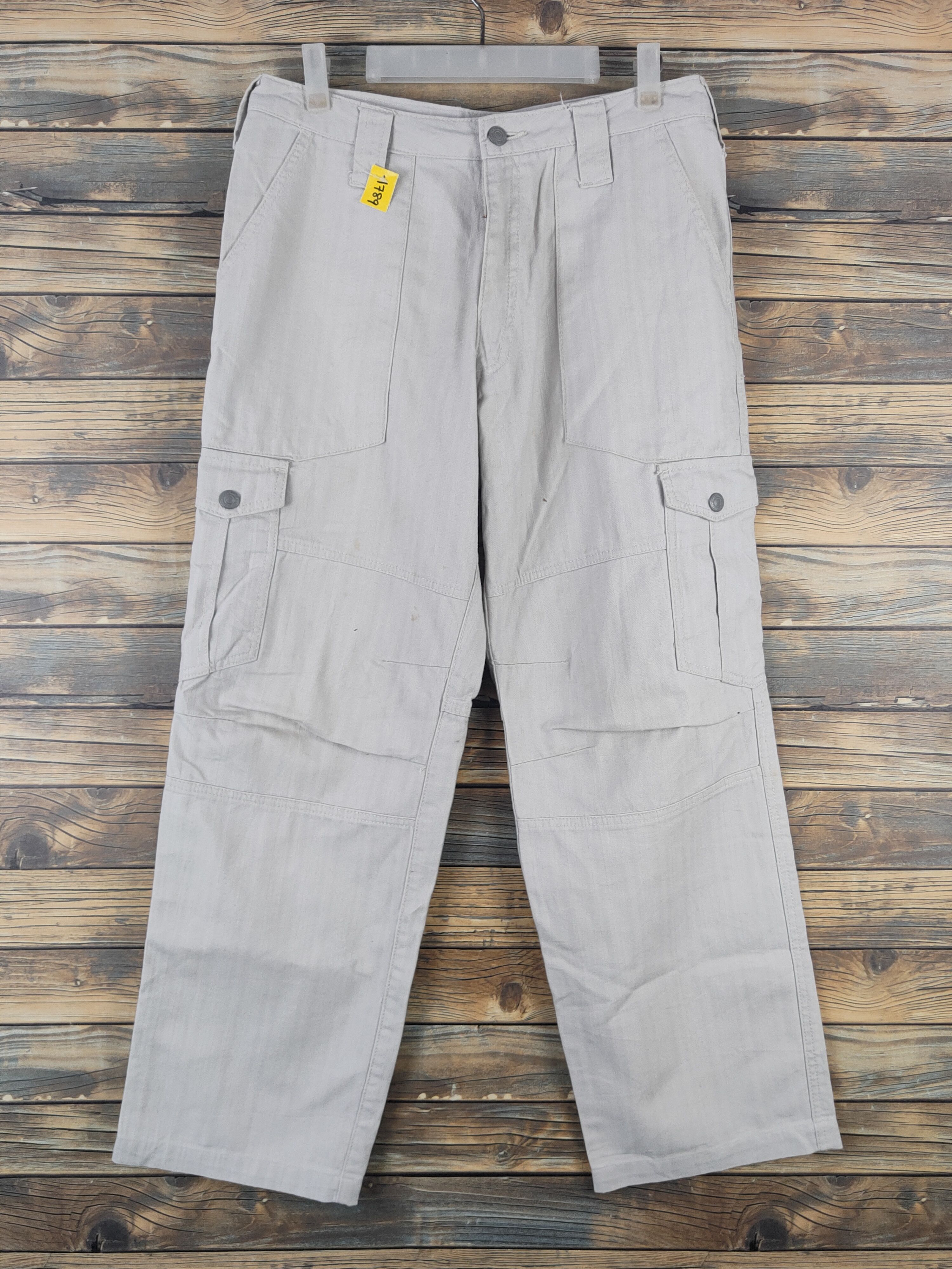 Japanese Brand DL Japanese Brand Gray Multipocket Cargo Pants #1789 Size US 31 - 1 Thumbnail