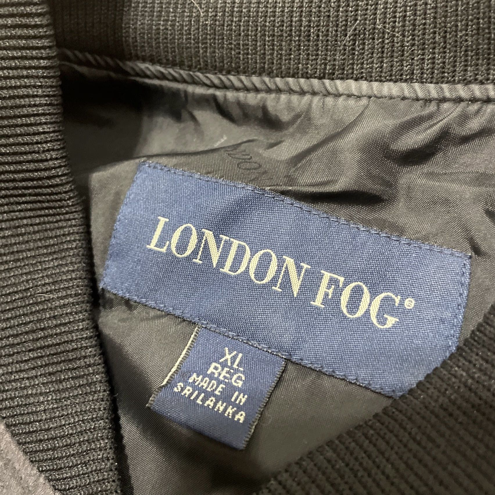 London Fog VINTAGE London Fog Mock Neck Bomber Men XL Reg Black Retro skate Boxy Crop Fit Grandpa Jacket Size US XL / EU 56 / 4 - 6 Thumbnail