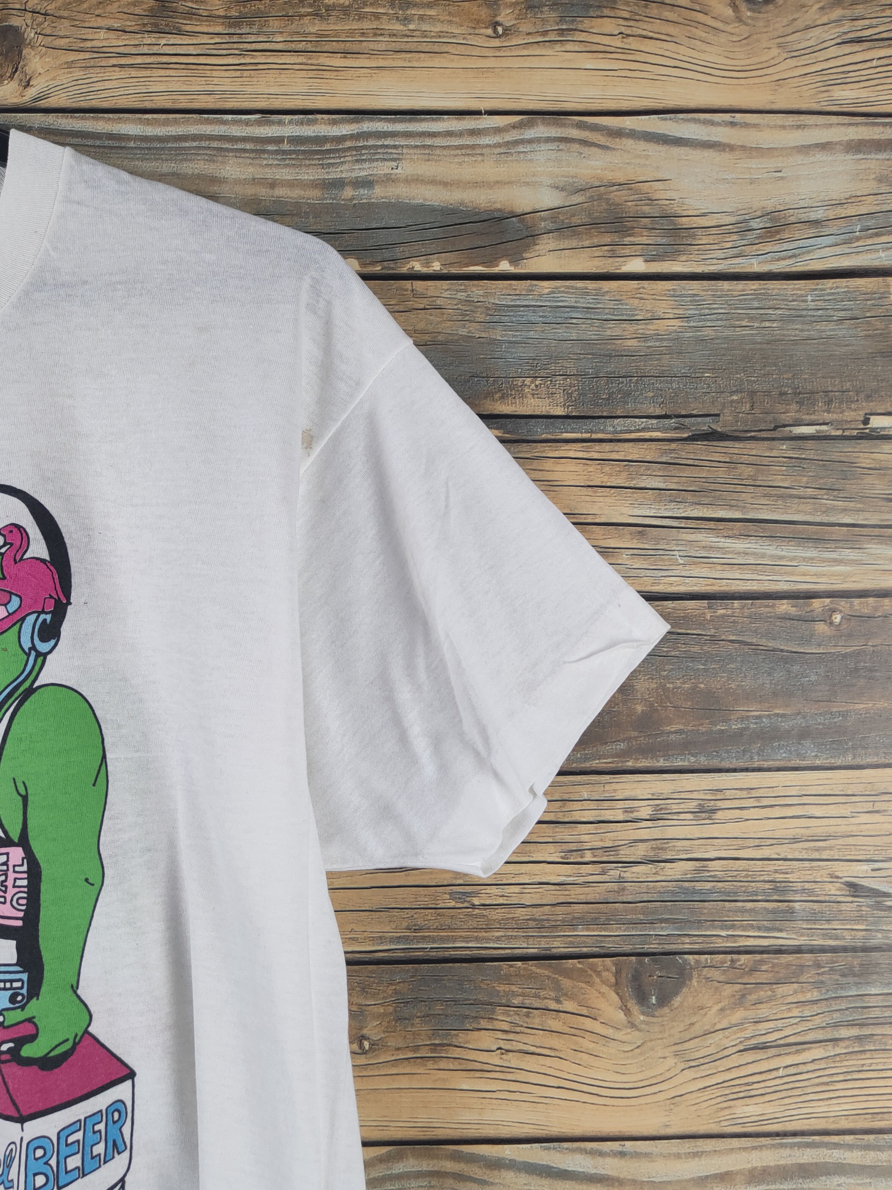 Vintage DL 80' Vintage cartoon surf White Short Sleeve T-shirt #2747 Size US M / EU 48-50 / 2 - 7 Thumbnail