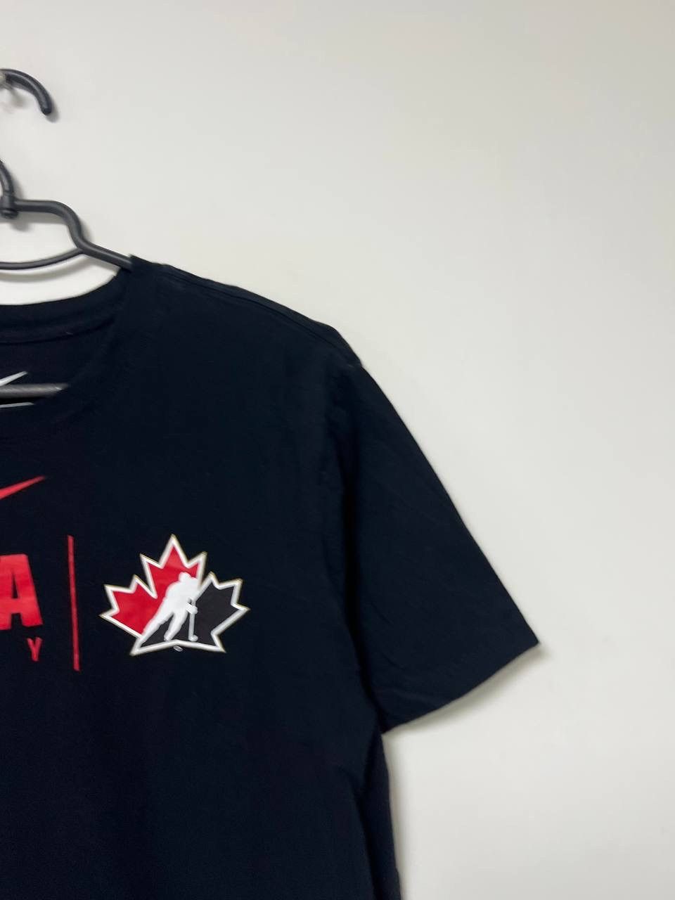 Nike Canada Ice Hockey Nike Team Tee NHL Black T shirt Y2k sz L Size US L / EU 52-54 / 3 - 8 Thumbnail