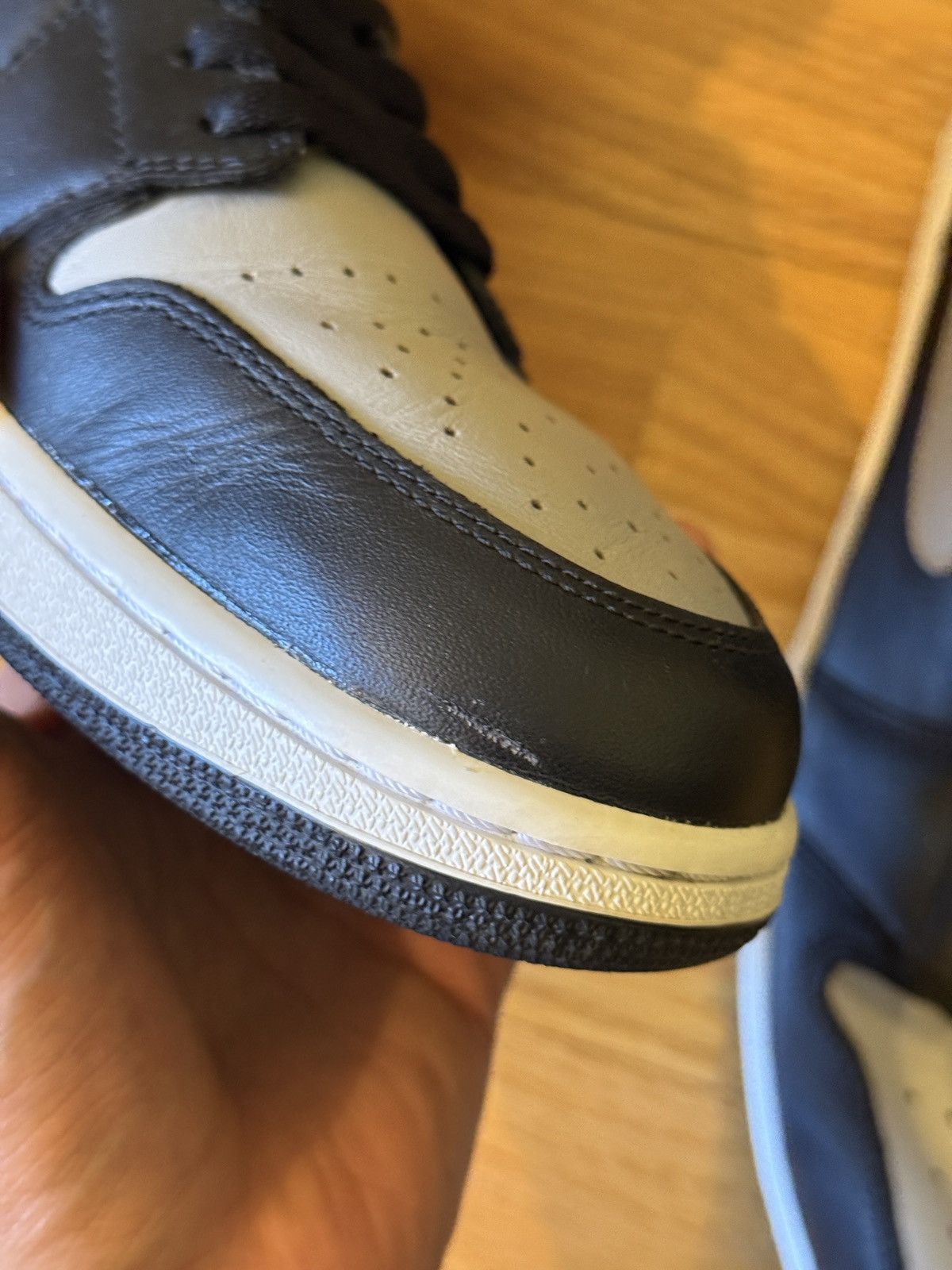 Jordan Brand × Nike Jordan 1 Retro High OG Shadow (2013 Release) Size US 13 / EU 46 - 8 Thumbnail