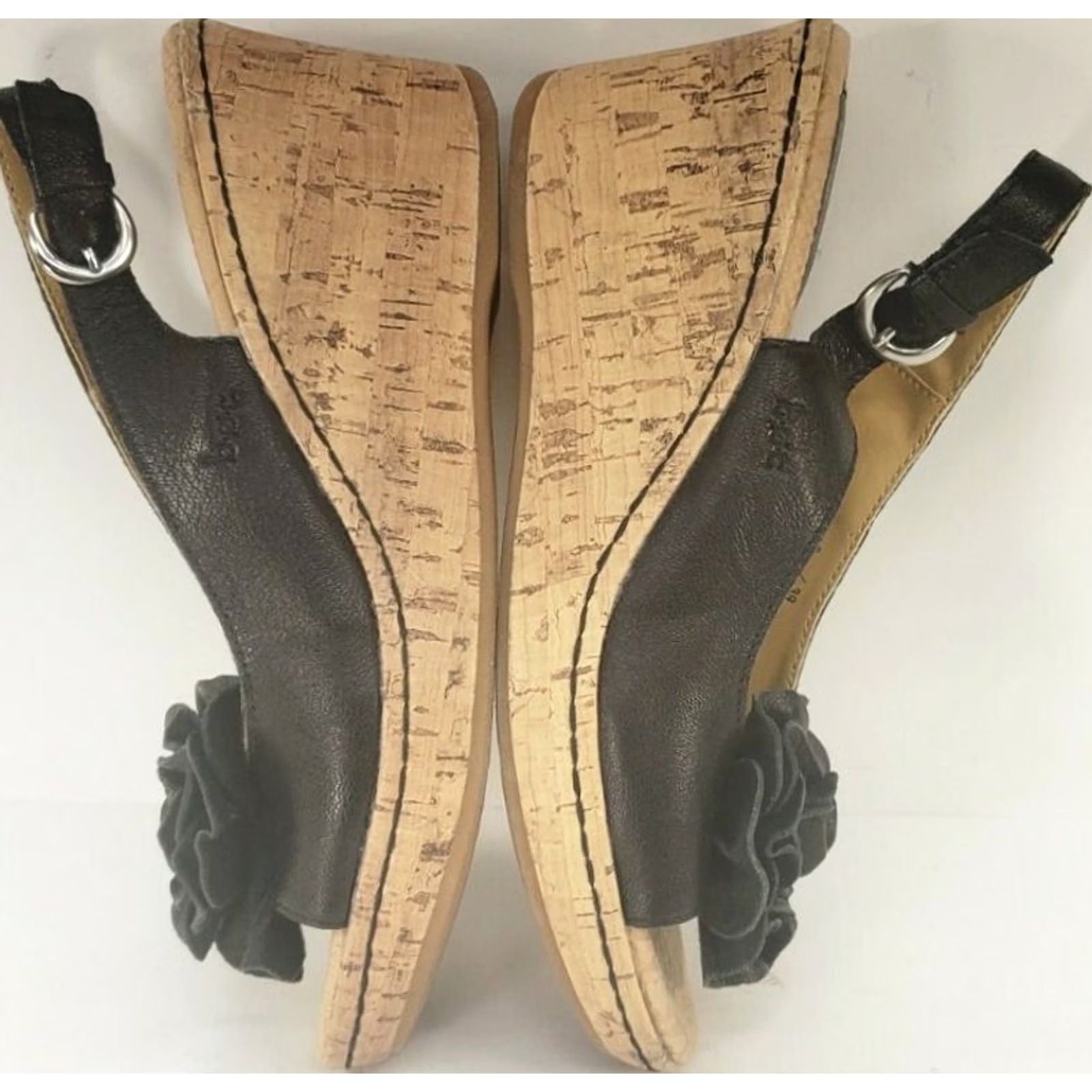 Born VINTAGE? No. Size US 8 / IT 38 - 7 Thumbnail
