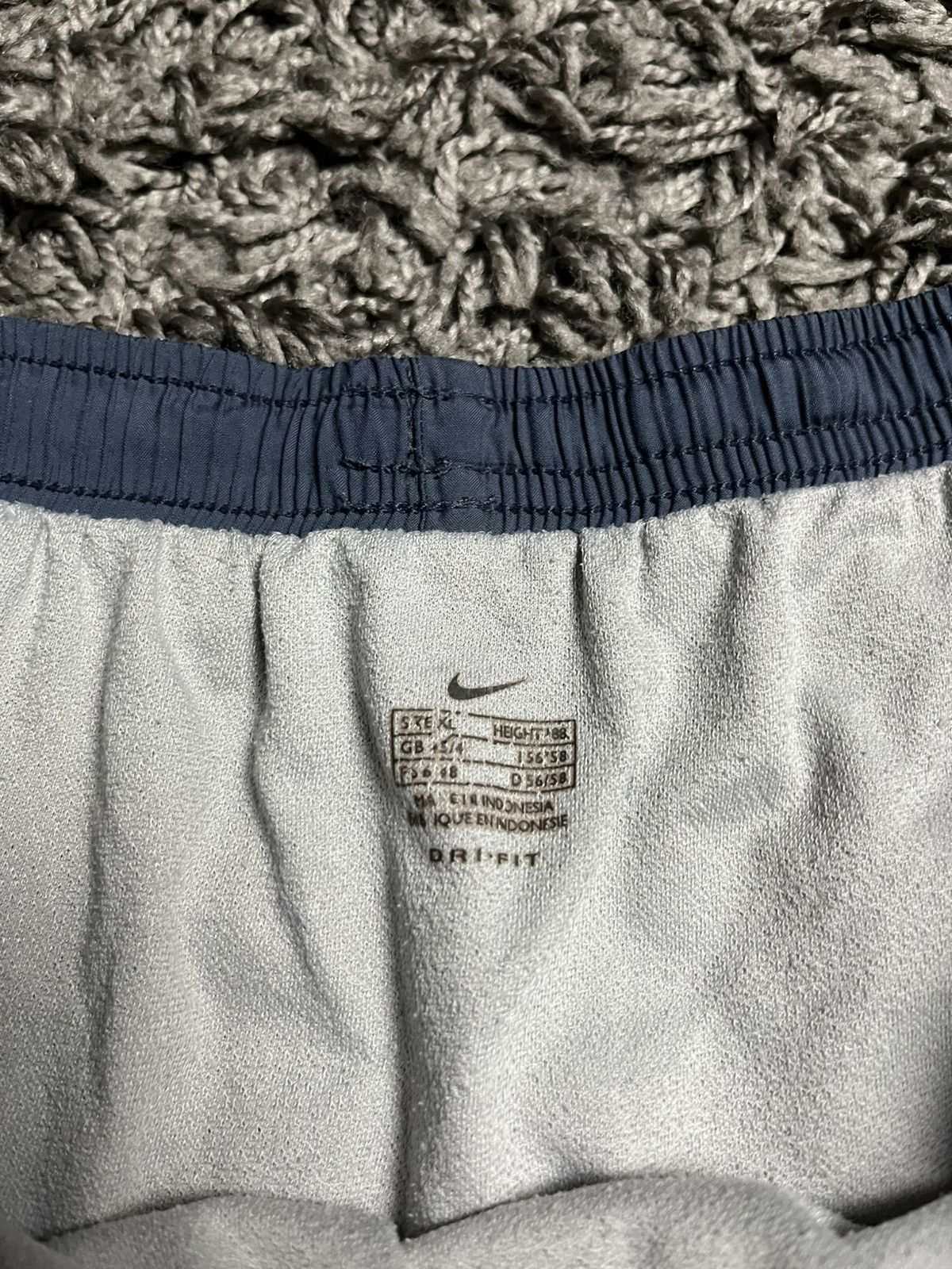 Nike Nike Performance Running Shorts w/ Contrast Trim Size US 33 - 4 Thumbnail