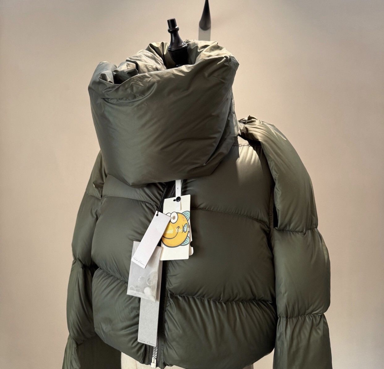 Rick Owens Rick owens mainline show style scarf down jacket2412- Size US M / EU 48-50 / 2 - 3 Thumbnail