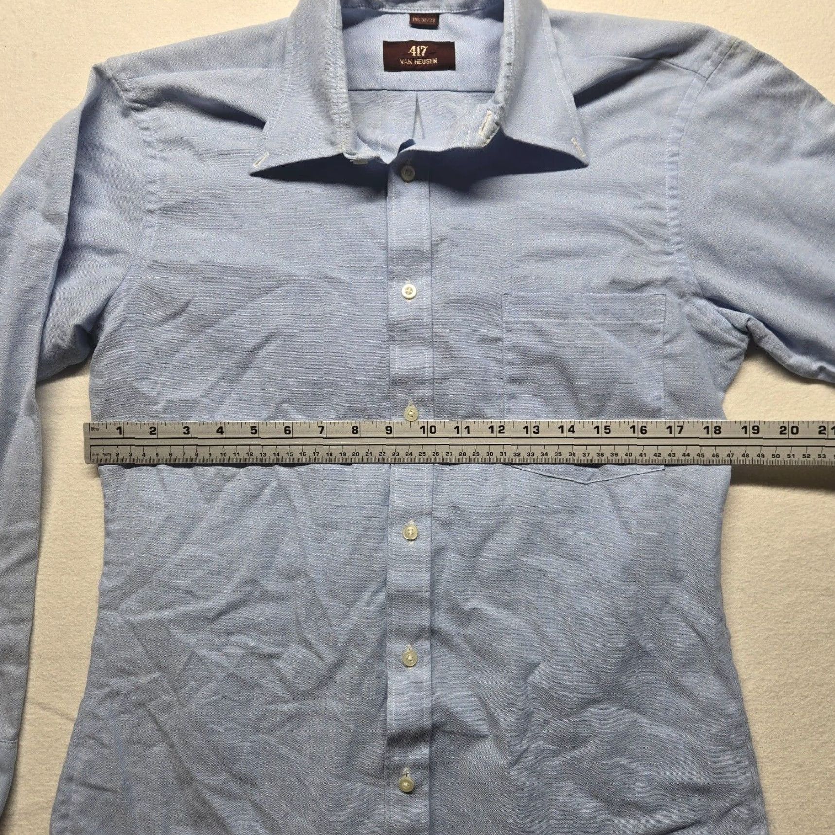 Van Heusen VINTAGE Van Heusen Shirt Solid Blue Oxford Long Sleeve Adult Men's 15.5 32/33 Shirt Men Blue 90s Classic Size US M / EU 48-50 / 2 - 4 Thumbnail