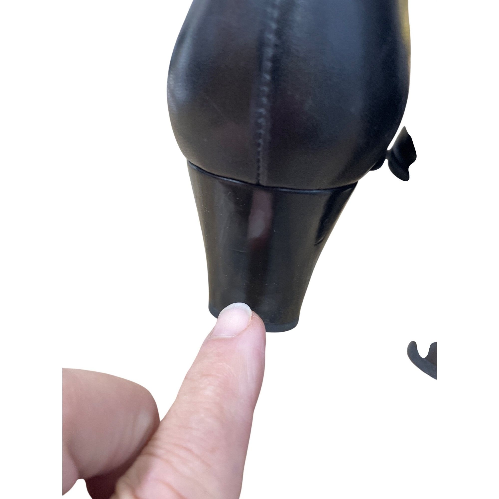 Stuart Weitzman Stuart Weitzman womans black leather zip heeled 2.5" ankle b Size US 7.5 / IT 37.5 - 18 Thumbnail
