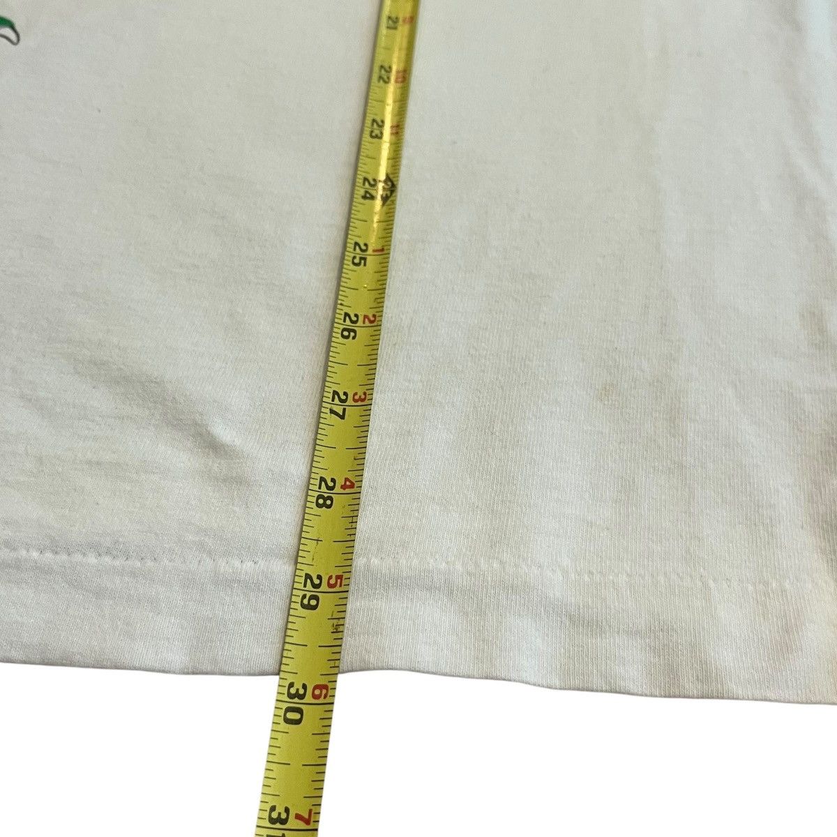 Fruit Of The Loom × Vintage VINTAGE Alligator Wrap Around Print T Shirt Size US XL / EU 56 / 4 - 4 Thumbnail