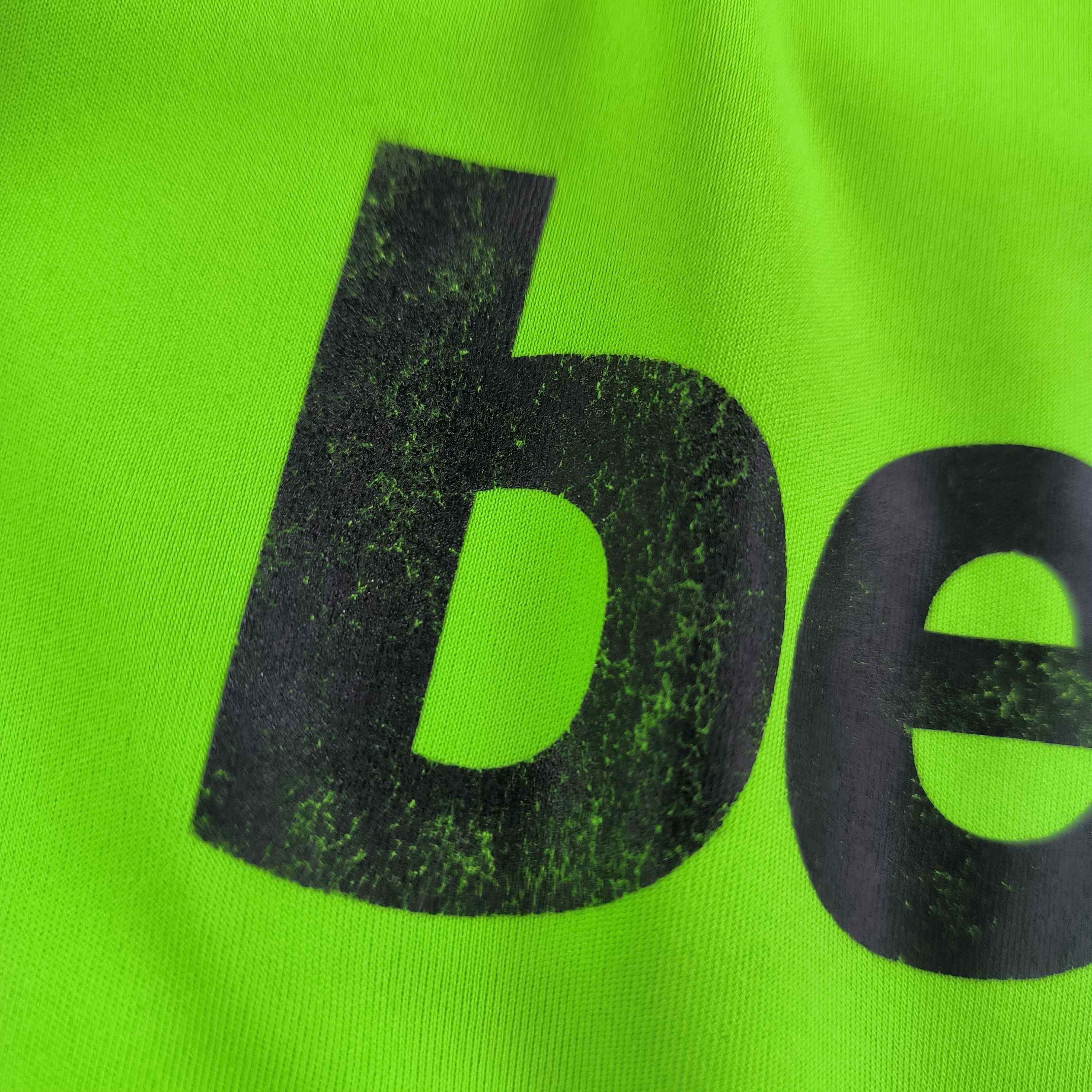 Macron Levante UD 2018-19 Macron training football jersey size S Size US S / EU 44-46 / 1 - 4 Thumbnail
