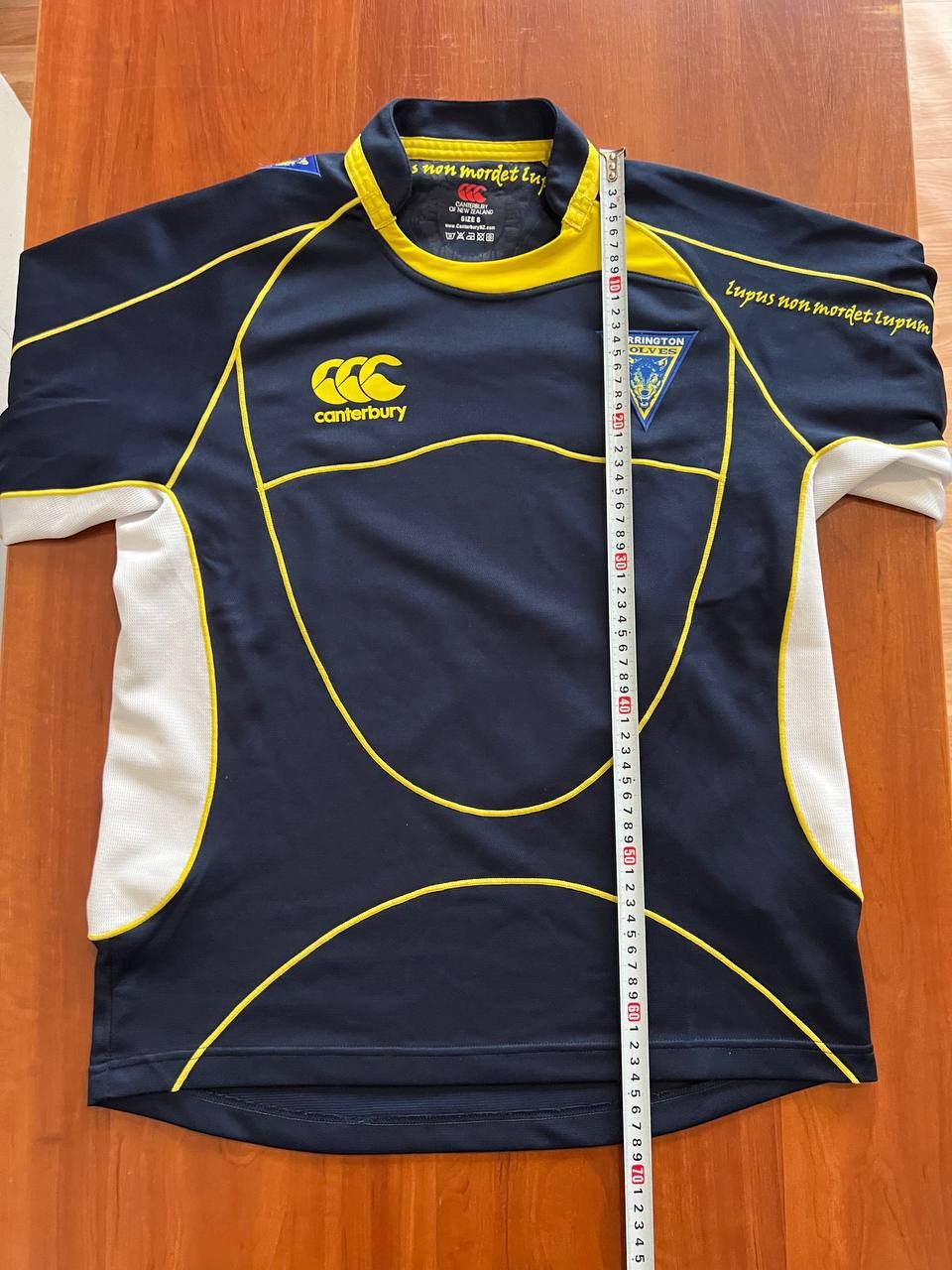 Canterbury of New Zealand 2009 WARRINGTON WOLVES RUGBY LEAGUE MENS SHIRT JERSEY SIZE S Size US S / EU 44-46 / 1 - 14 Thumbnail