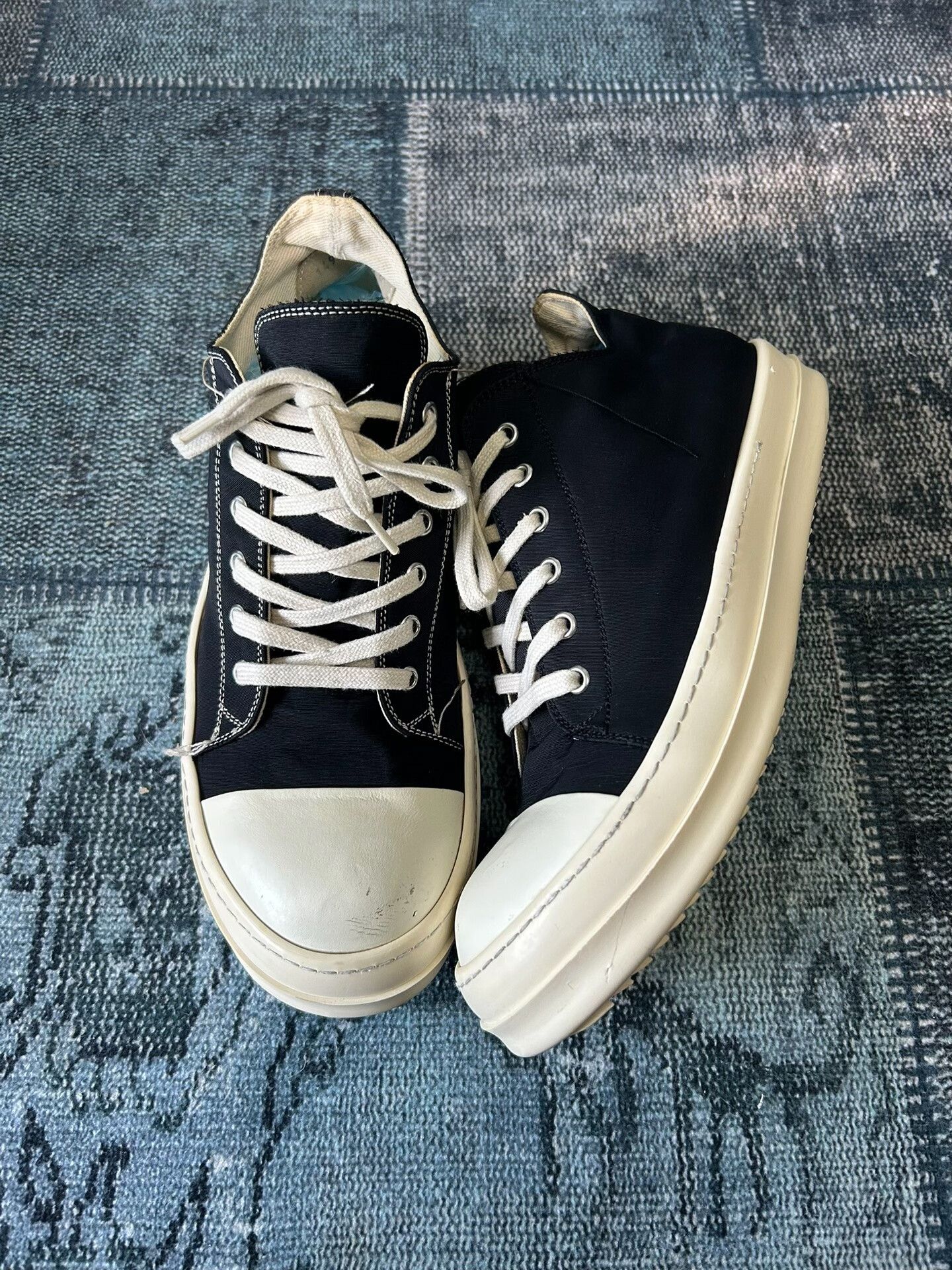 Rick Owens rick owens low-top canvas sneakers size 42 Size US 9 / EU 42 - 1 Thumbnail