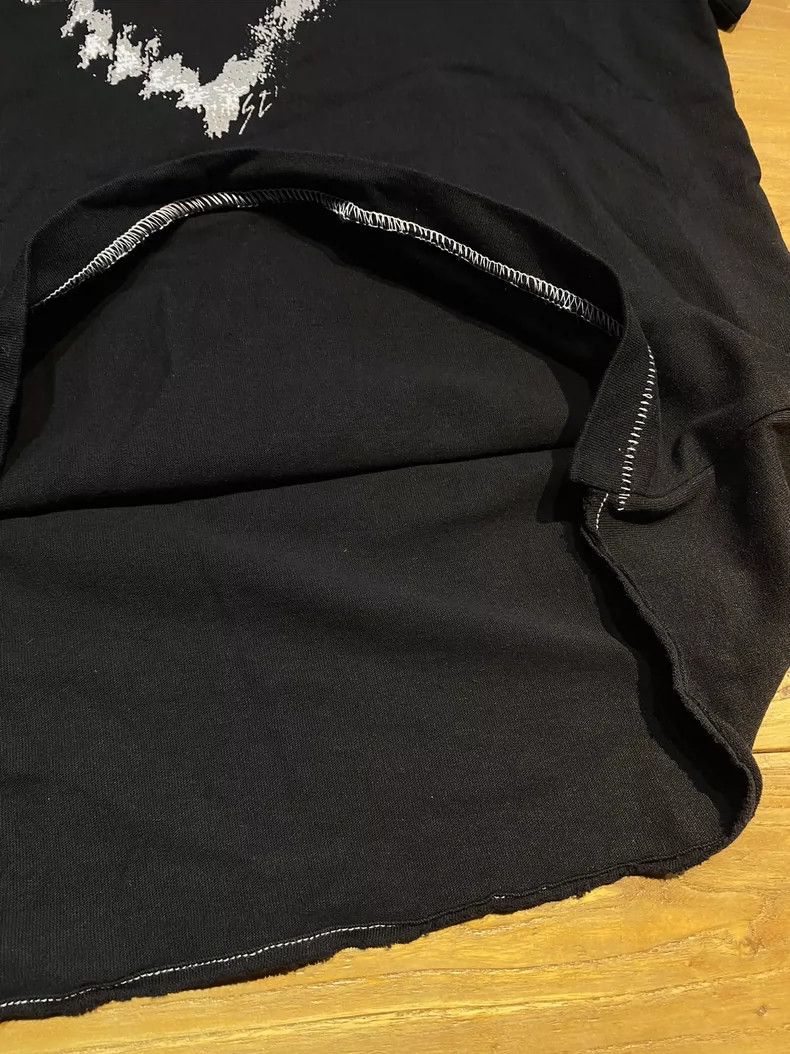 Saint Laurent Paris Saint laurent paris Worn wash heart print crew neck short s Size US M / EU 48-50 / 2 - 6 Thumbnail