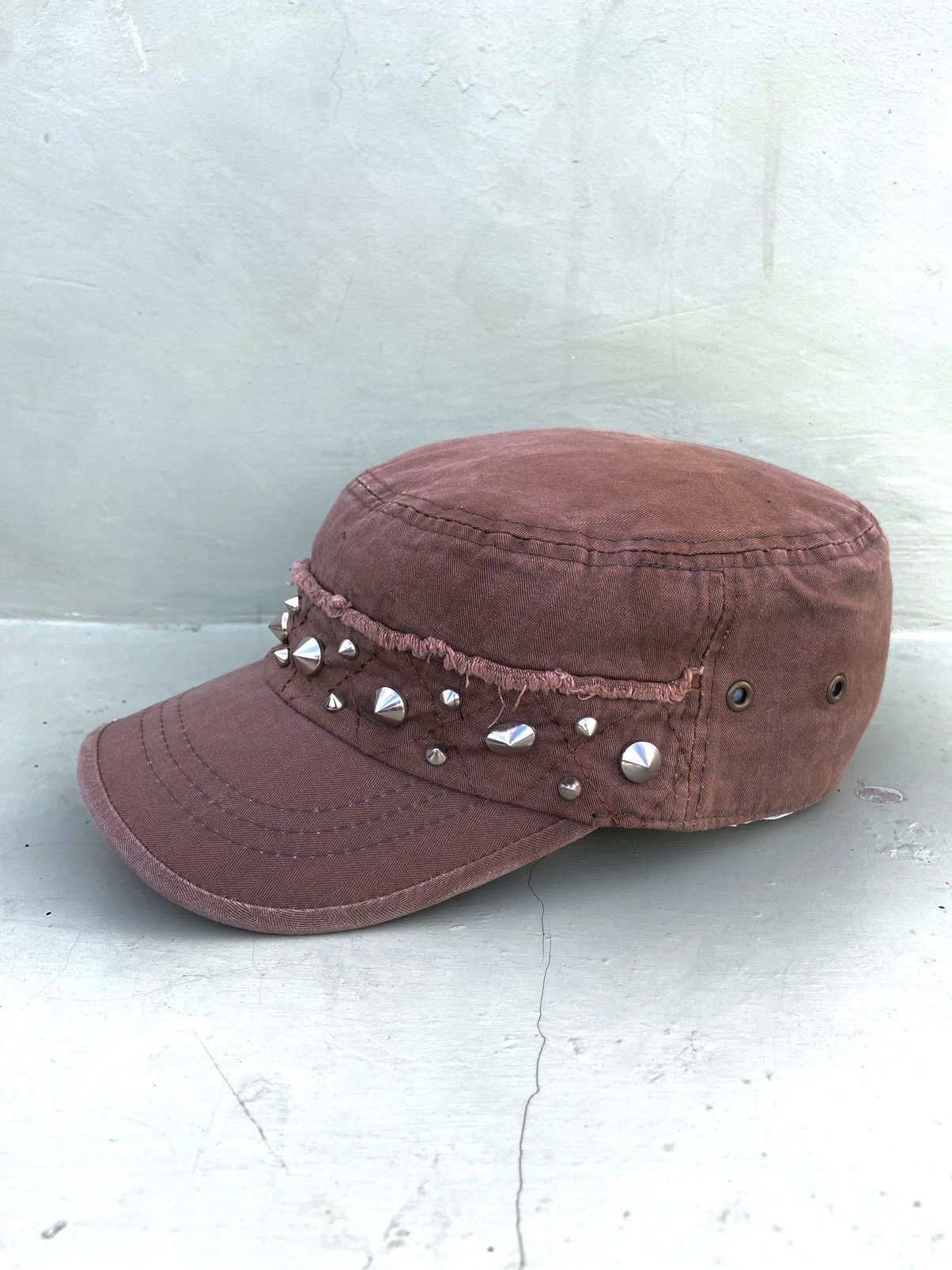If Six Was Nine 2000s patrol hat studded with iron studs Size ONE SIZE - 1 Thumbnail