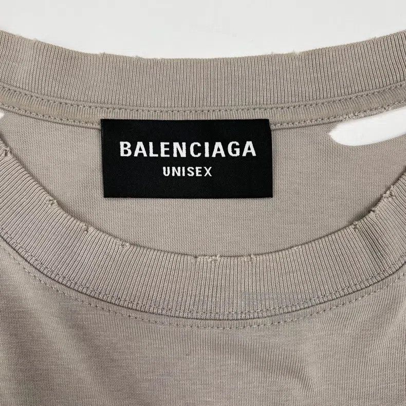 Balenciaga Balenciaga Gray blurred mosaic letter logo worn-out ripped Size US S / EU 44-46 / 1 - 3 Thumbnail