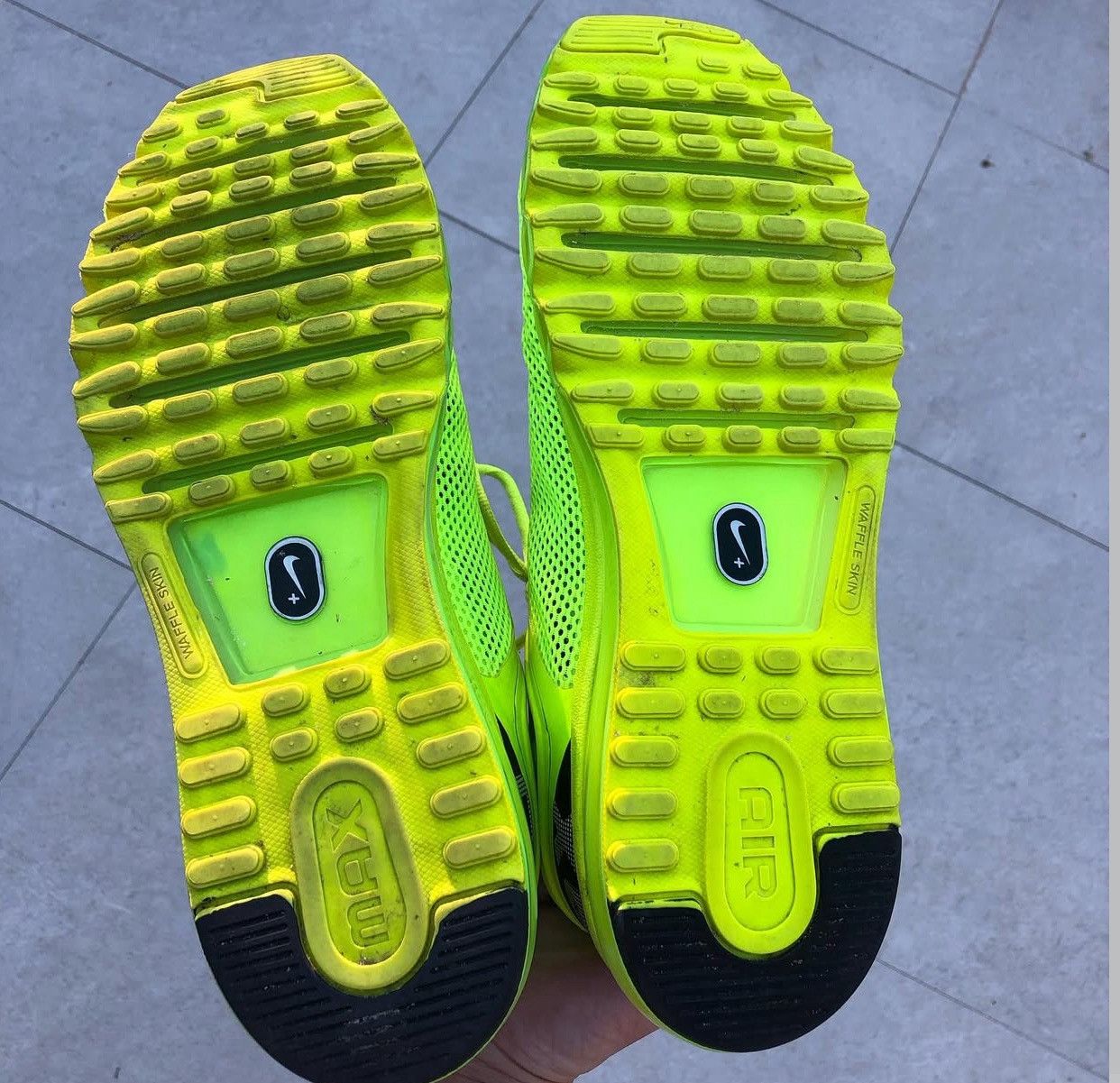 Nike Nike vapourmax 2010 Size US 11 / EU 44 - 5 Thumbnail