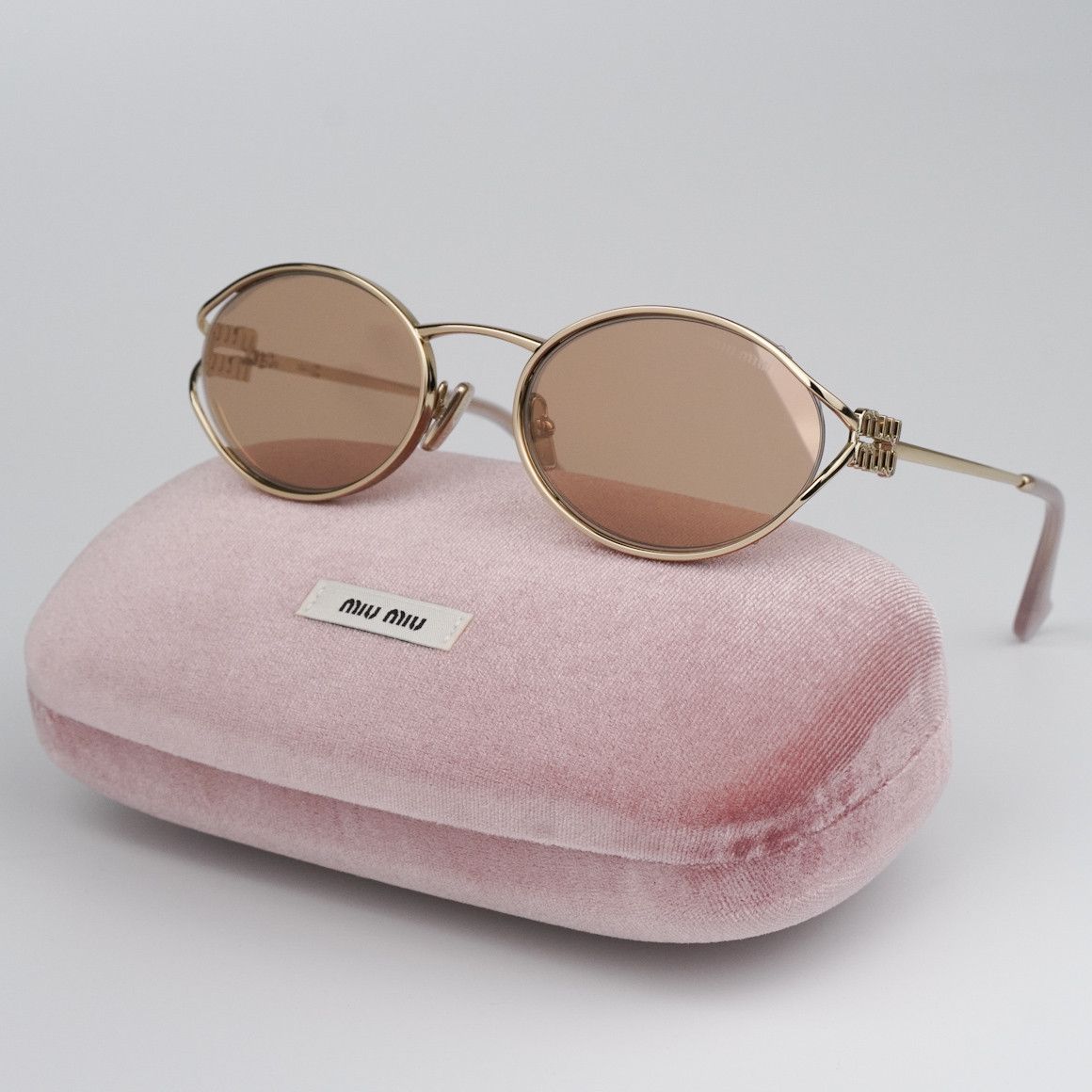 Miu Miu NEW Miu Miu MU52YS ZVN20F LOGO Oval Unisex Sunglasses Size ONE SIZE - 1 Thumbnail