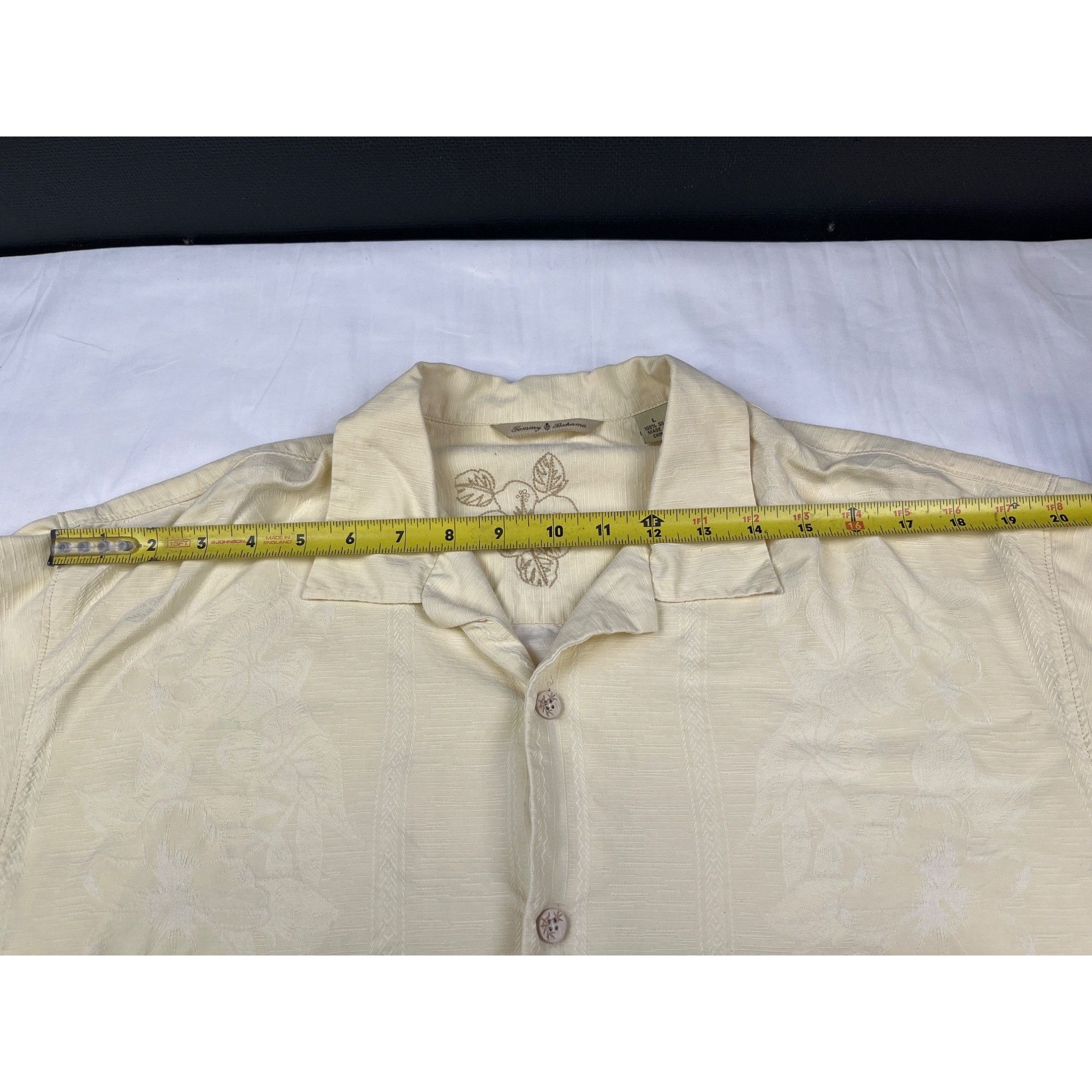 Tommy Bahama Tommy Bahama Men's Yellow Silk Hawaiian Shirt/Button Up Sz L Size US L / EU 52-54 / 3 - 6 Thumbnail