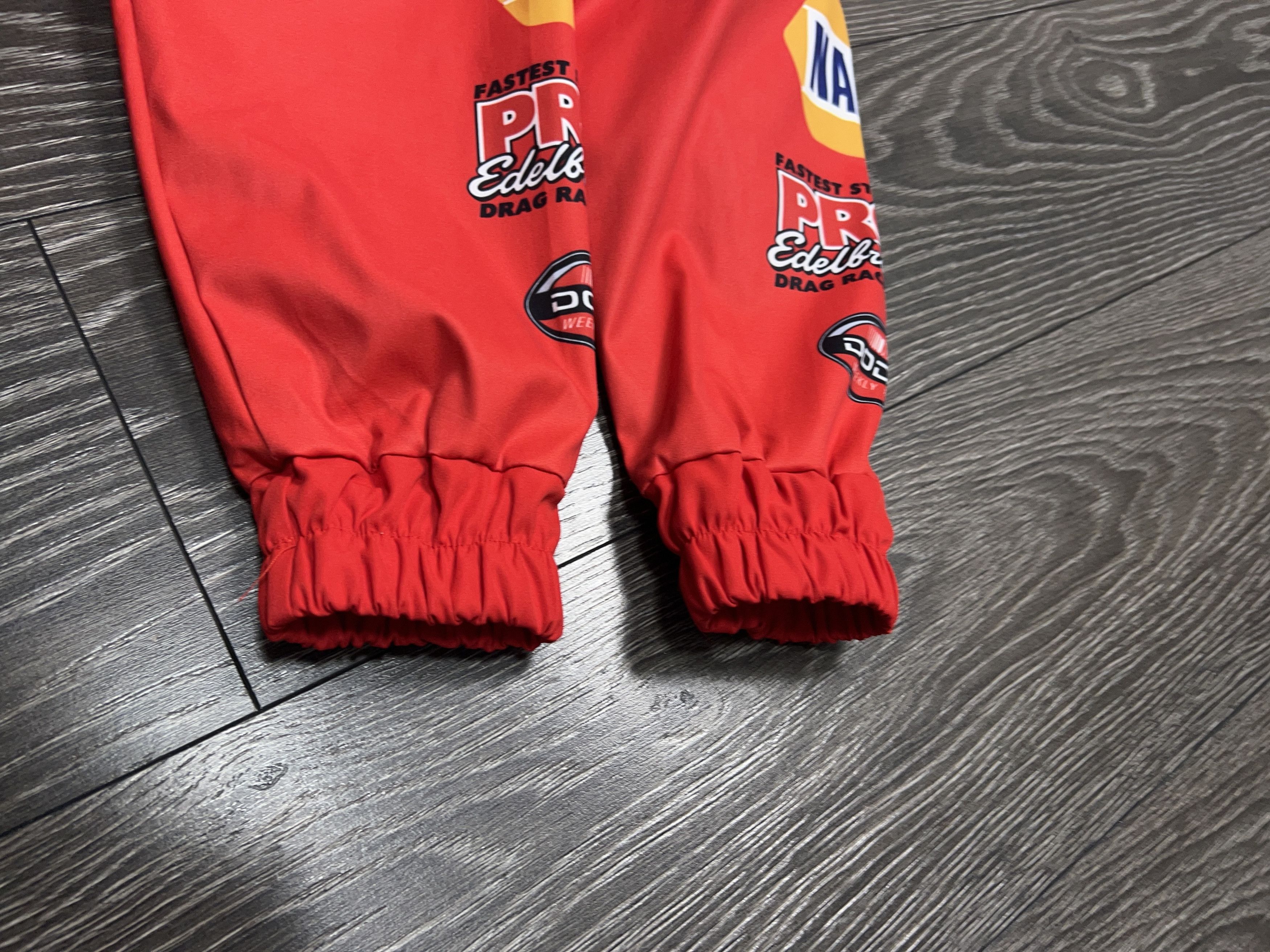 NASCAR Racing Budweiser Remington Lightweight Jacket Windbreaker Size US S / EU 44-46 / 1 - 7 Thumbnail
