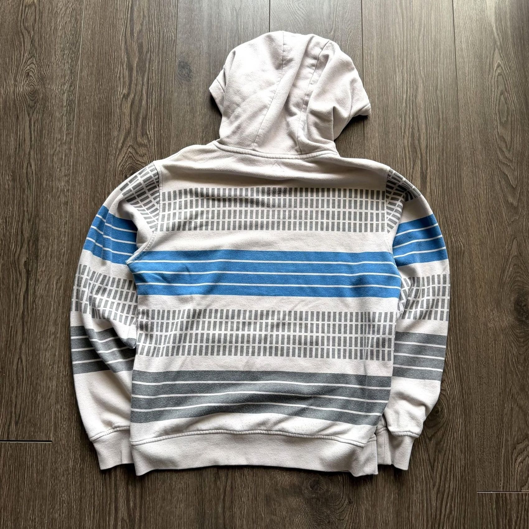 Vintage VINTAGE DC Shoes Hoodie Striped Small Beige Blue Fleece Pullover Sweatshirt Mens S Knit Crew Neck Hooded Pockets Sweatshirt Size US S / EU 44-46 / 1 - 6 Thumbnail