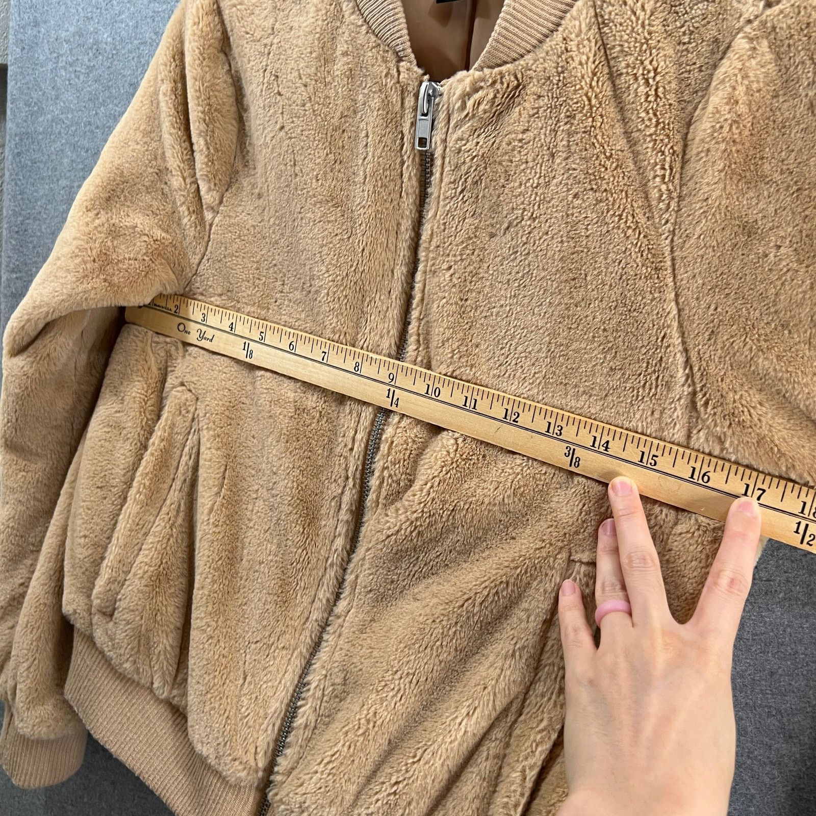 Other FOREVER 21 Faux Fur Jacket Womens Small Light Brown Size S / US 4 / IT 40 - 5 Thumbnail