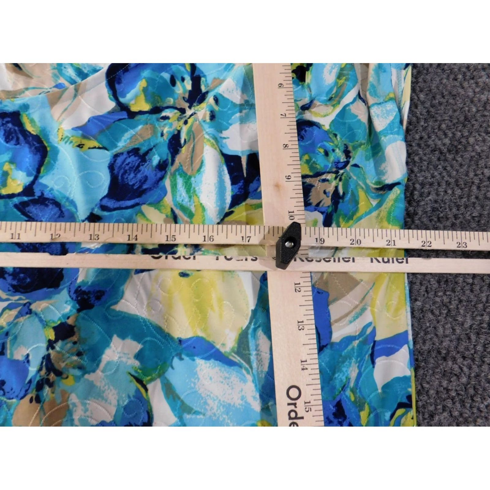 JM Collection JM Collection Blouse Shirt Women XL Blue Floral Sleeveless Polyesters Spandex Knit Breathable Stretch Casual Crew Neck Button Size XL / US 12-14 / IT 48-50 - 6 Thumbnail
