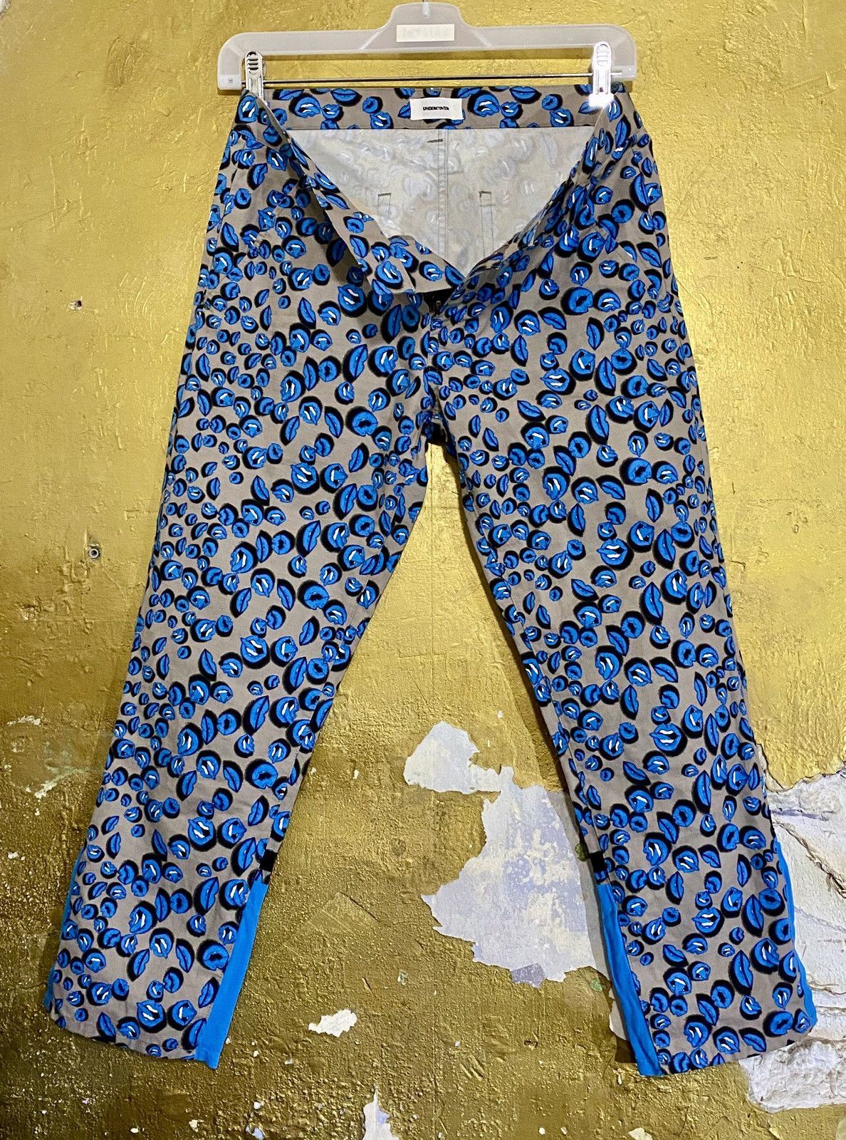 Undercover Undercover tongue and mouth print capri pants Size 26" / US 2 / IT 38 - 3 Thumbnail