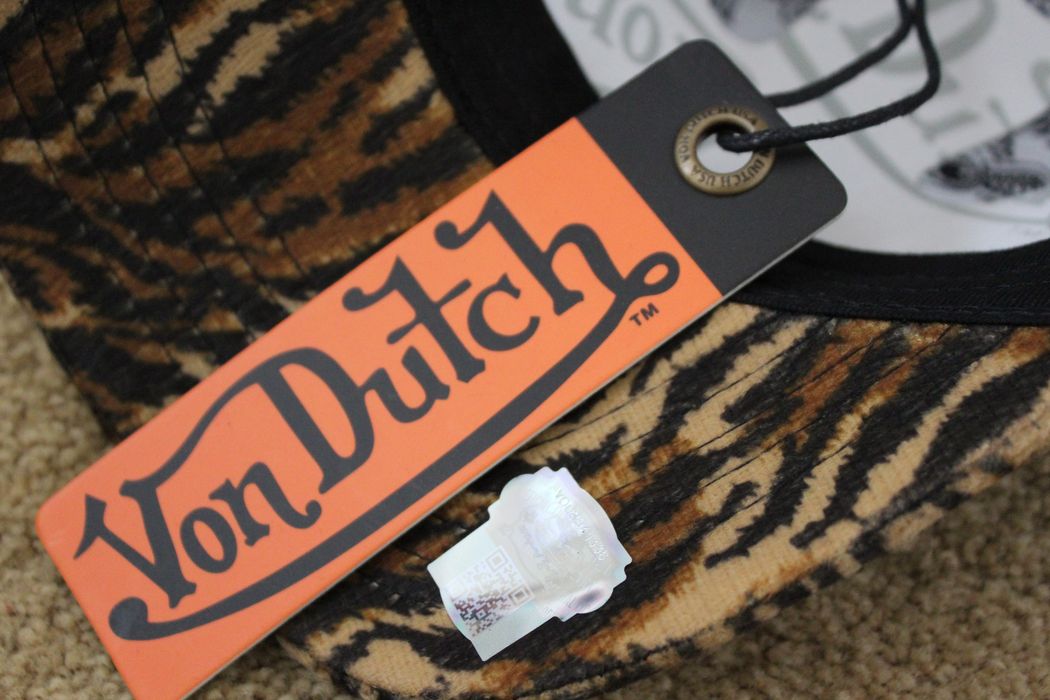 Von Dutch Tiger Stripe Velvet Trucker | Grailed