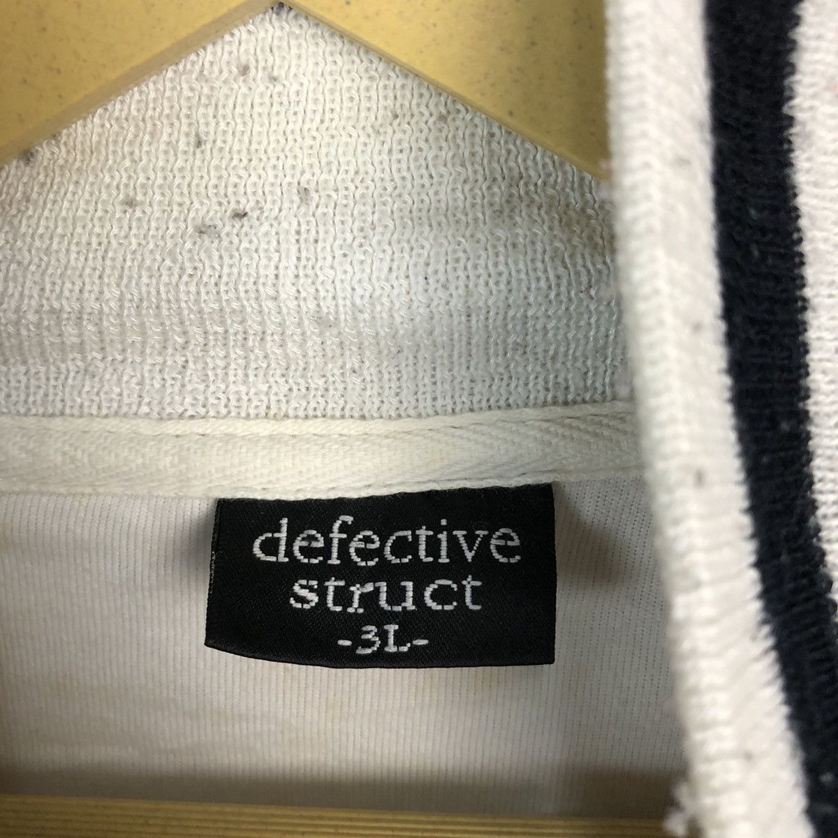 Edition Japan Defective Struct double dragon japan White sweater #A674 Size US XL / EU 56 / 4 - 11 Thumbnail