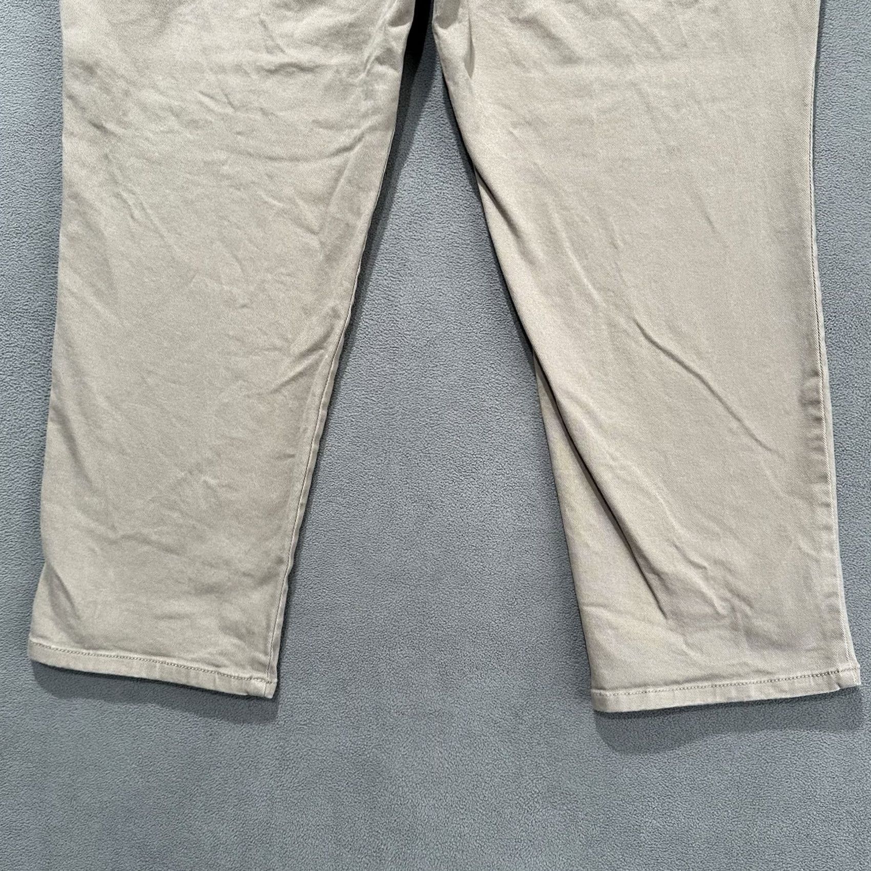 Gloria Vanderbilt Gloria Vanderbilt Jeans Womens 22W Short Brown High Waist Amanda Tapered EUC Size 40" / US 18 - 6 Thumbnail