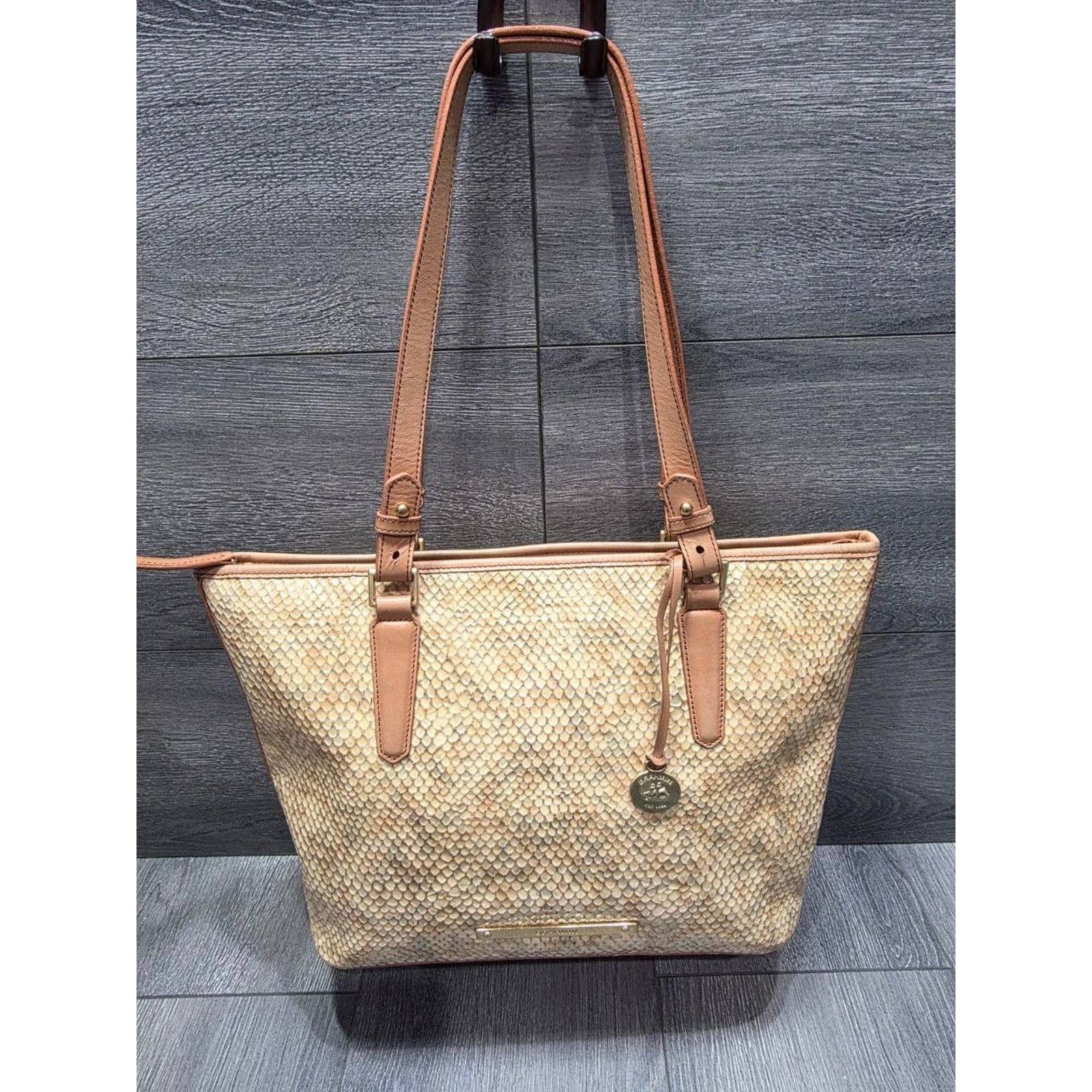 BRAHMIN Brahmin Shoulder bag Hartford Neutral Handbag Bag B000562 Size ONE SIZE - 1 Thumbnail