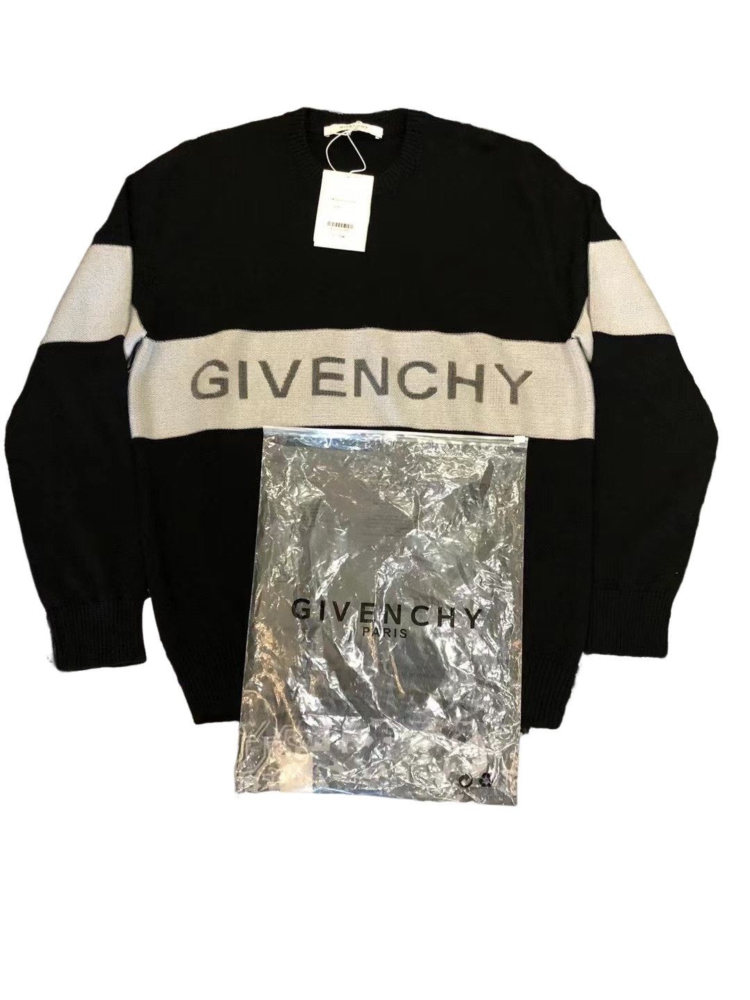 Givenchy Givenchy Logo Knit Wool Sweater L Size US L / EU 52-54 / 3 - 1 Thumbnail