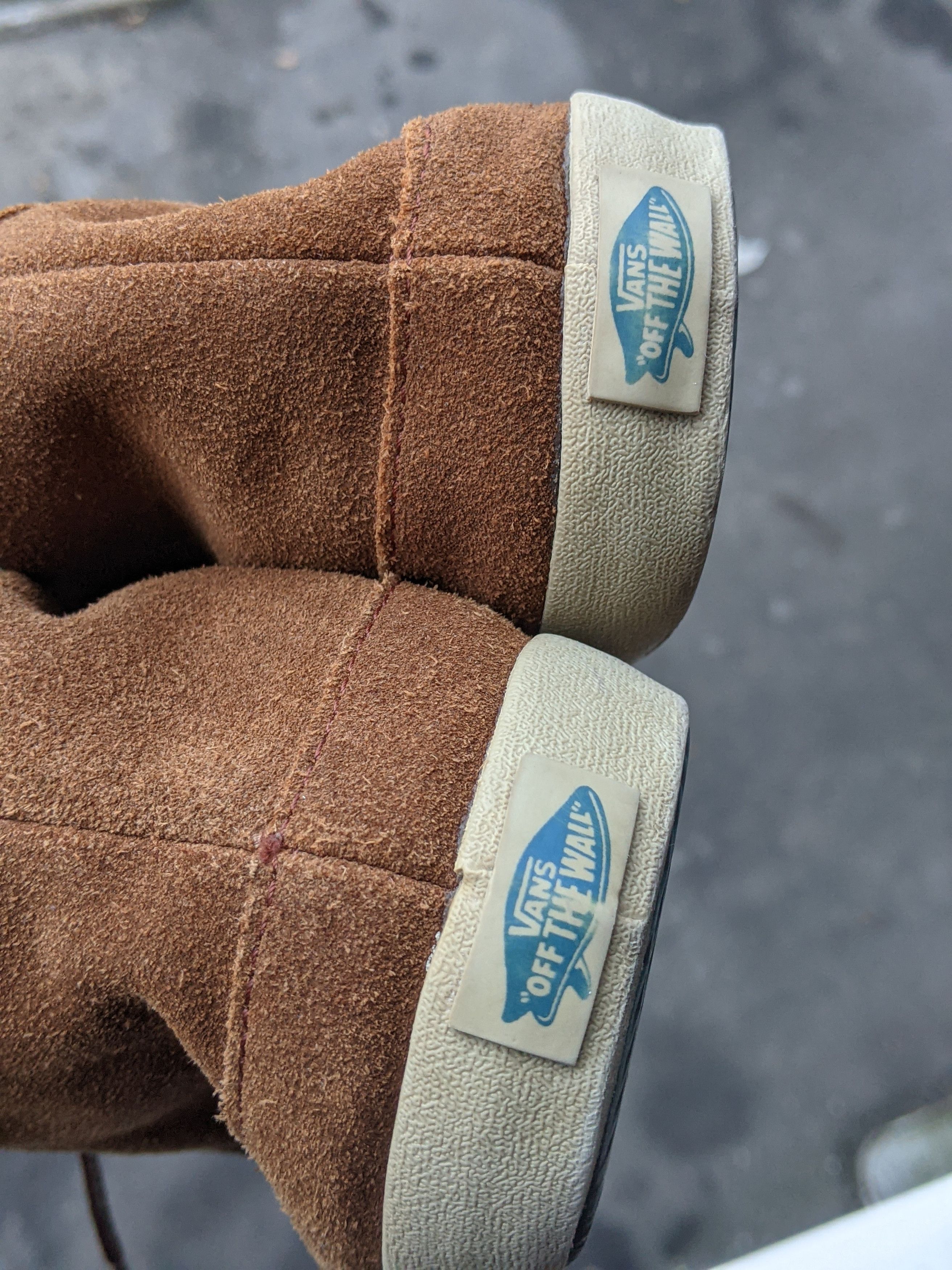 Vans Vans Rata Mid Fleece Chukka Shoes Timberland Polo Clarks UGG Size US 11 / EU 44 - 12 Thumbnail