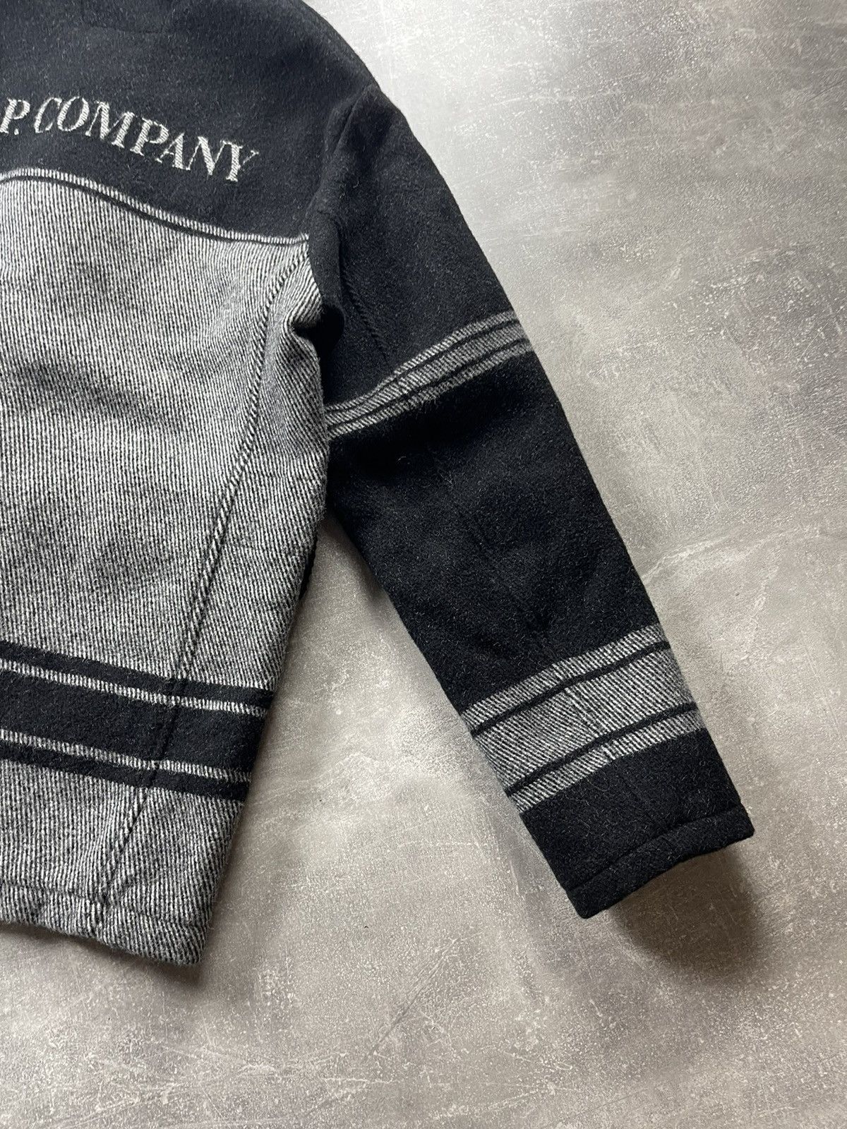 C.P. Company C.P. Company Wool C.P. Duffel Hooded Coat Black Grey Stripe Size US L / EU 52-54 / 3 - 6 Thumbnail