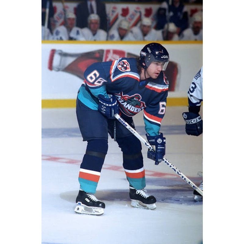 Ccm × NHL New York Islanders 90s CCM Fisherman jersey M hockey vtg Size US M / EU 48-50 / 2 - 3 Thumbnail