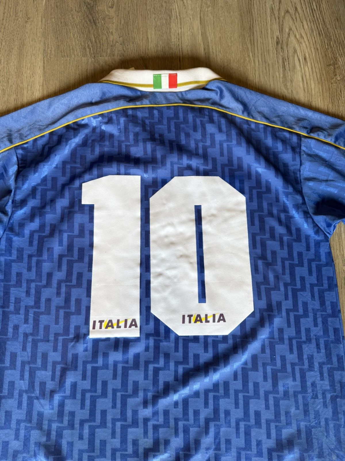 Nike VINTAGE ITALY 1994-1996 HOME JERSEY SHIRT BY NIKE Size US M / EU 48-50 / 2 - 8 Thumbnail