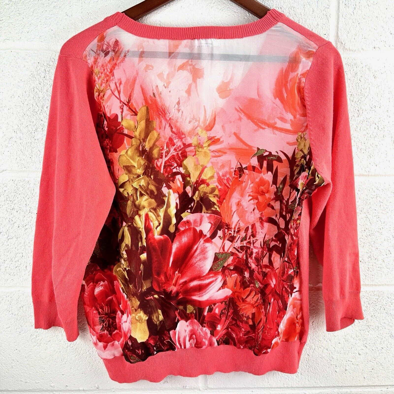 Neiman Marcus Neiman Marcus Coral V-Neck Knit Chiffon Cardigan Sweater S Size S / US 4 / IT 40 - 1 Thumbnail