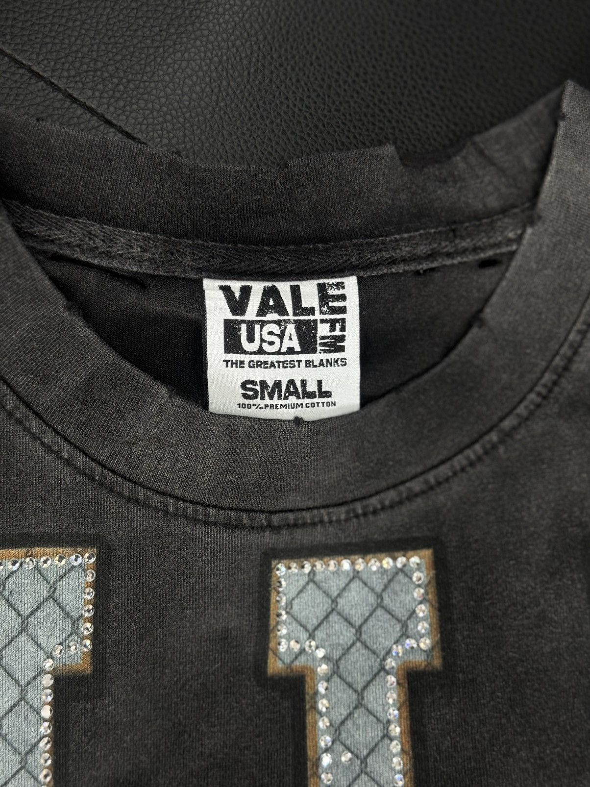 Vale Valley Stone Football Tee Shirt Shiny Size S (NEW) Size US S / EU 44-46 / 1 - 5 Thumbnail