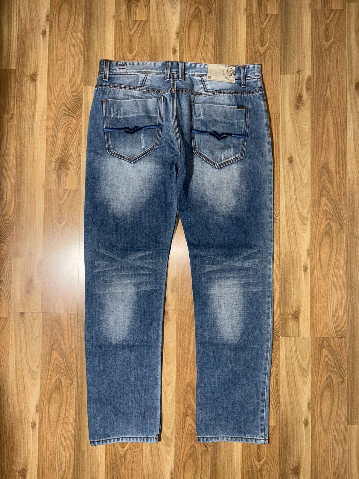 Diesel Diesel Denim Division Distressed Straight Jean Made in Italy Size US 38 / EU 54 - 2 Thumbnail